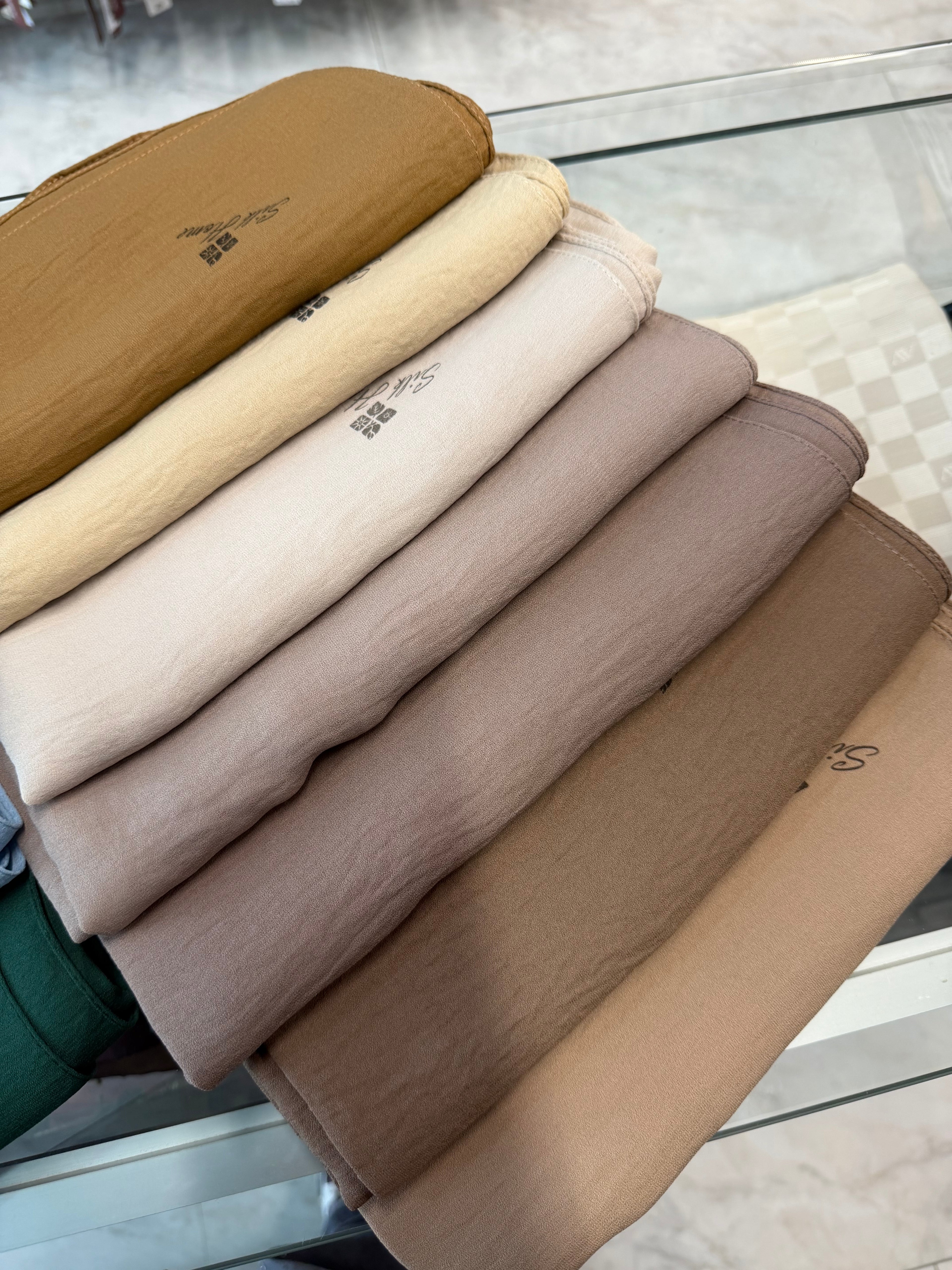 Silk Home Aerobin Tek Renk Cazz Eşarp Latte
