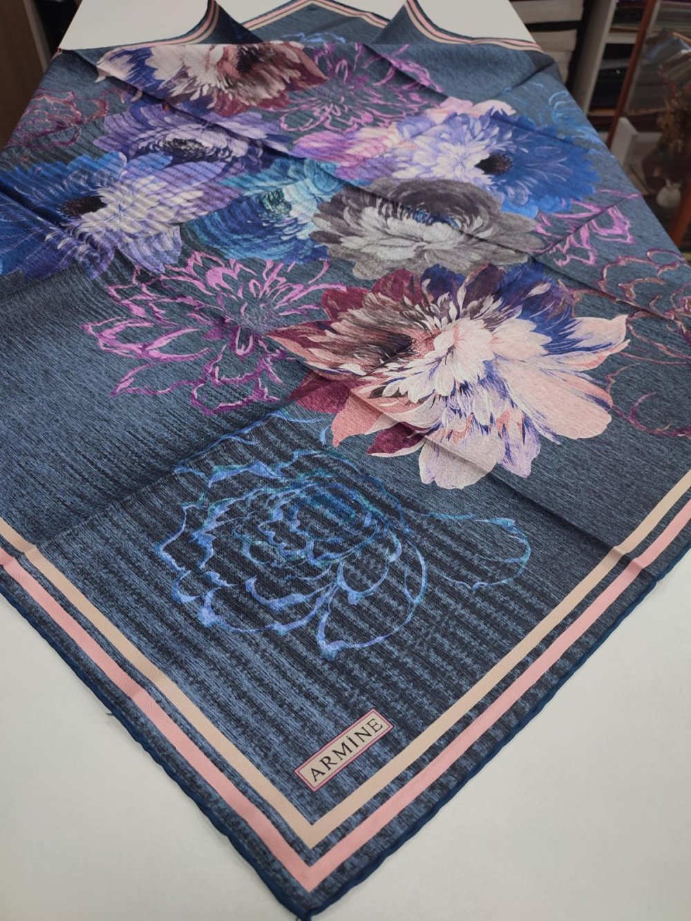 Armine 2024 Kış Sezonu Twill İpek Eşarp