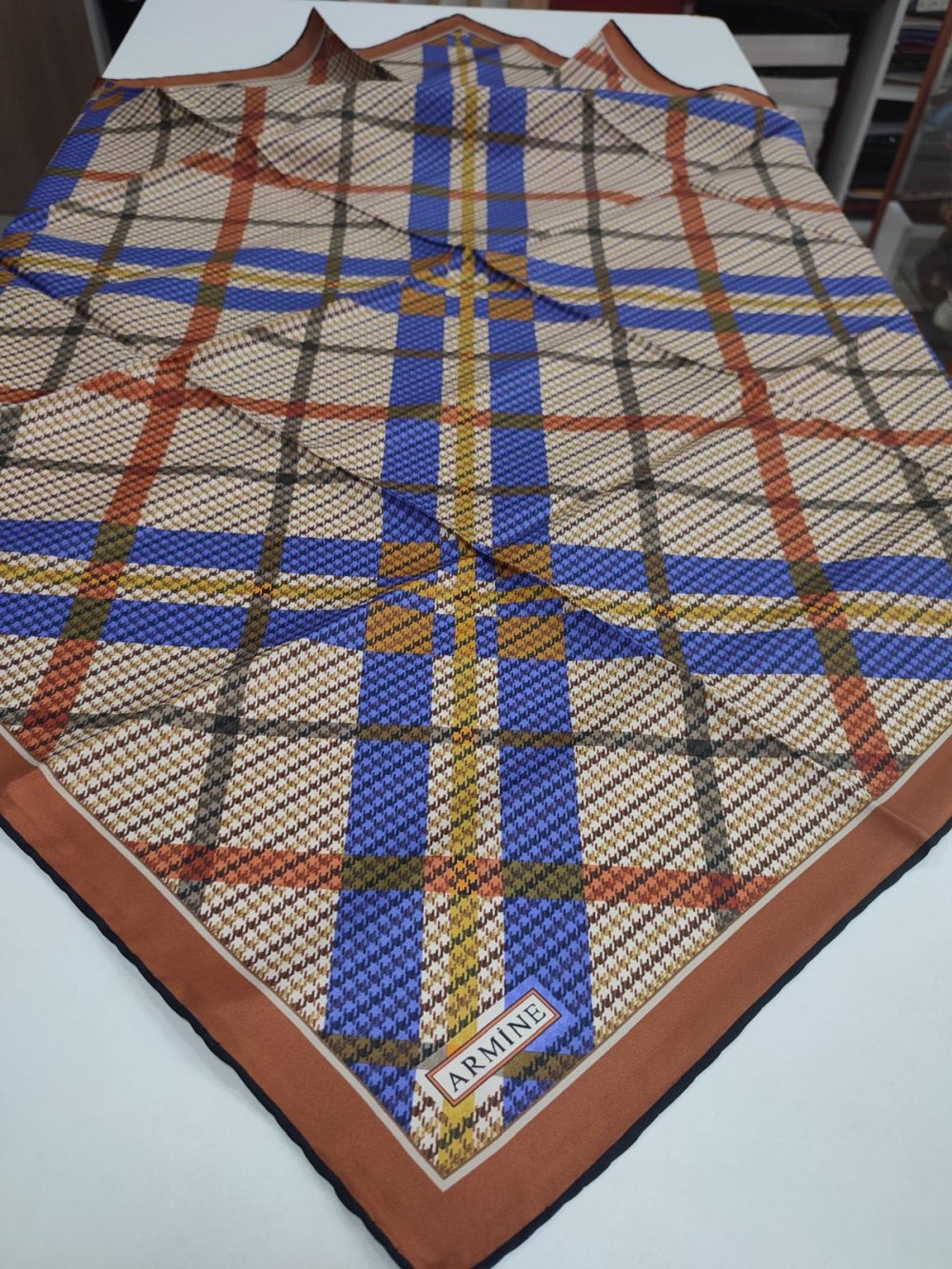 Armine 2024 Kış Sezonu Twill İpek Eşarp