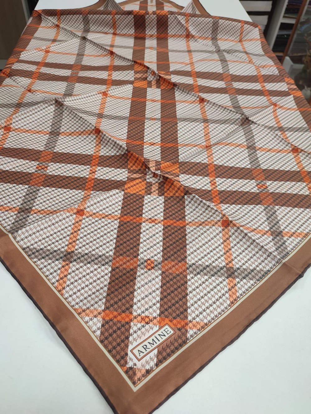 Armine 2024 Kış Sezonu Twill İpek Eşarp