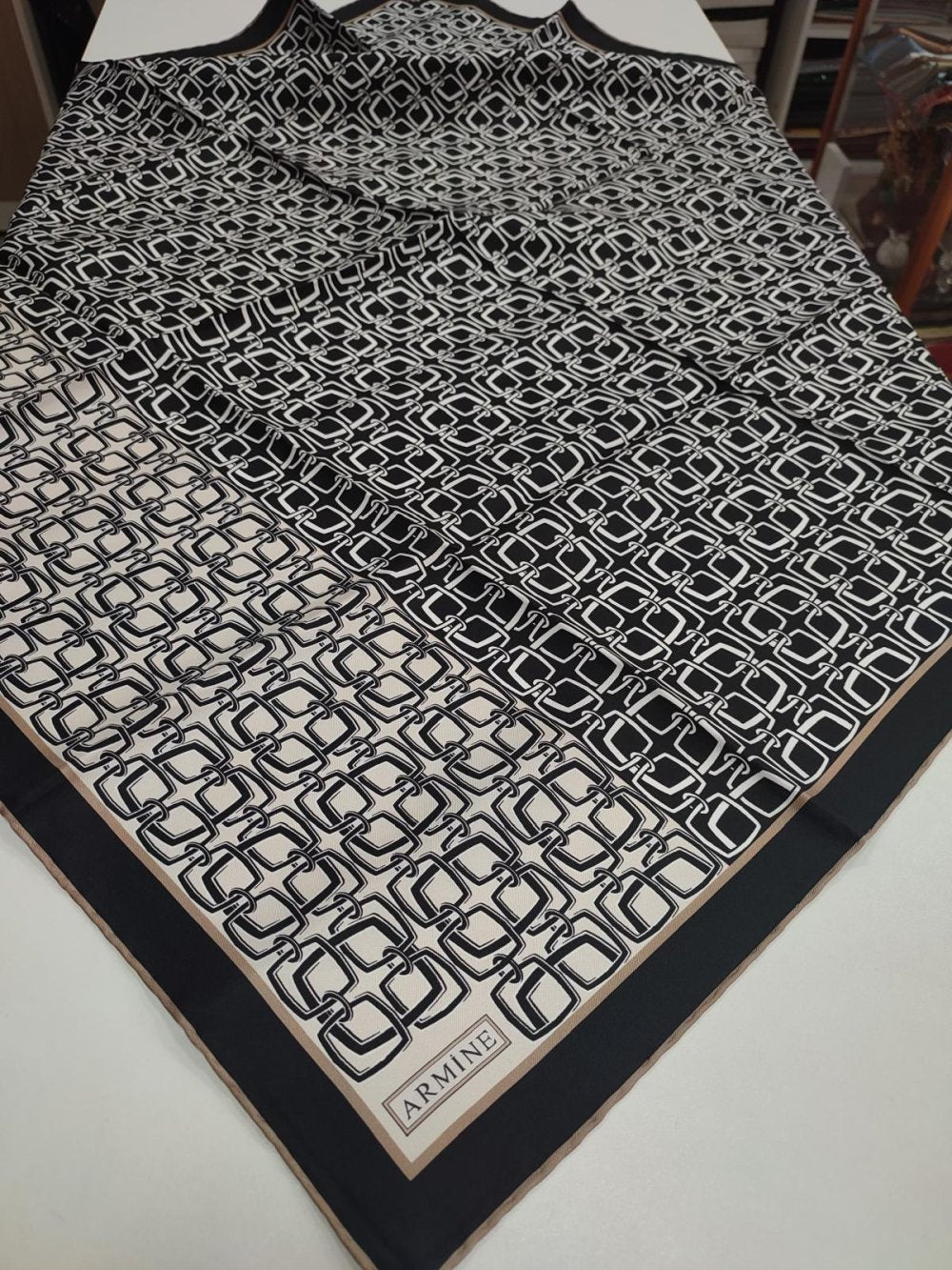 Armine 2024 Kış Sezonu Twill İpek Eşarp