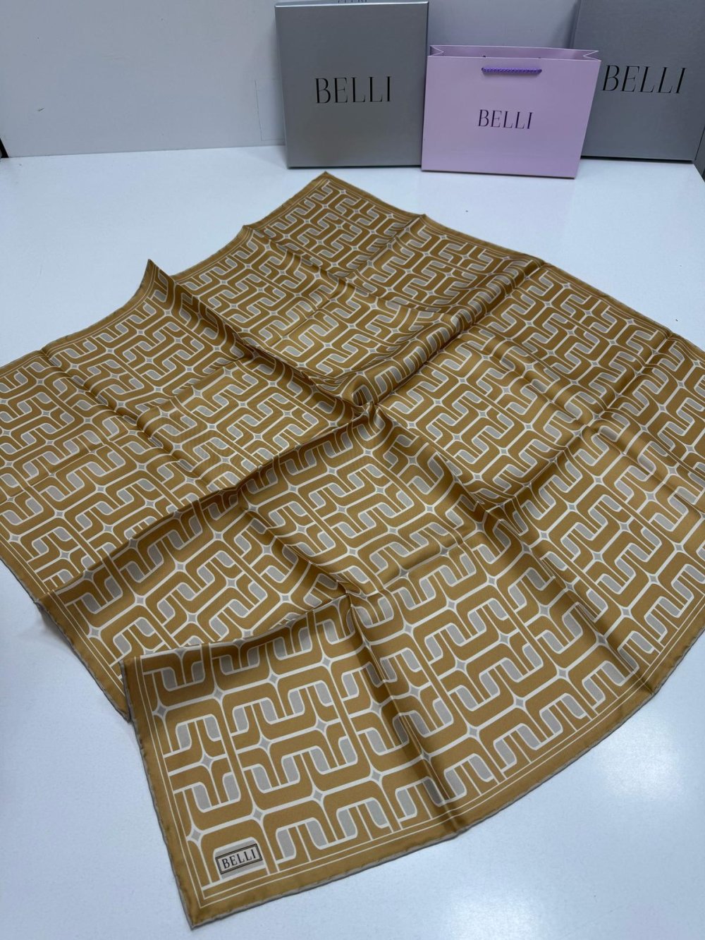 Belli 2025 Yaz Sezonu Twill İpek Eşarp Gold