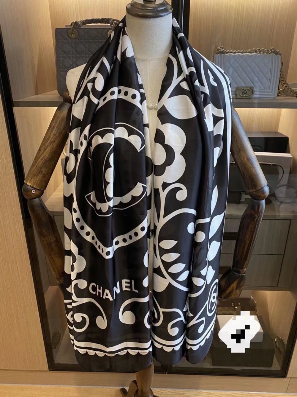 Vual İpek Şal Chanel siyah