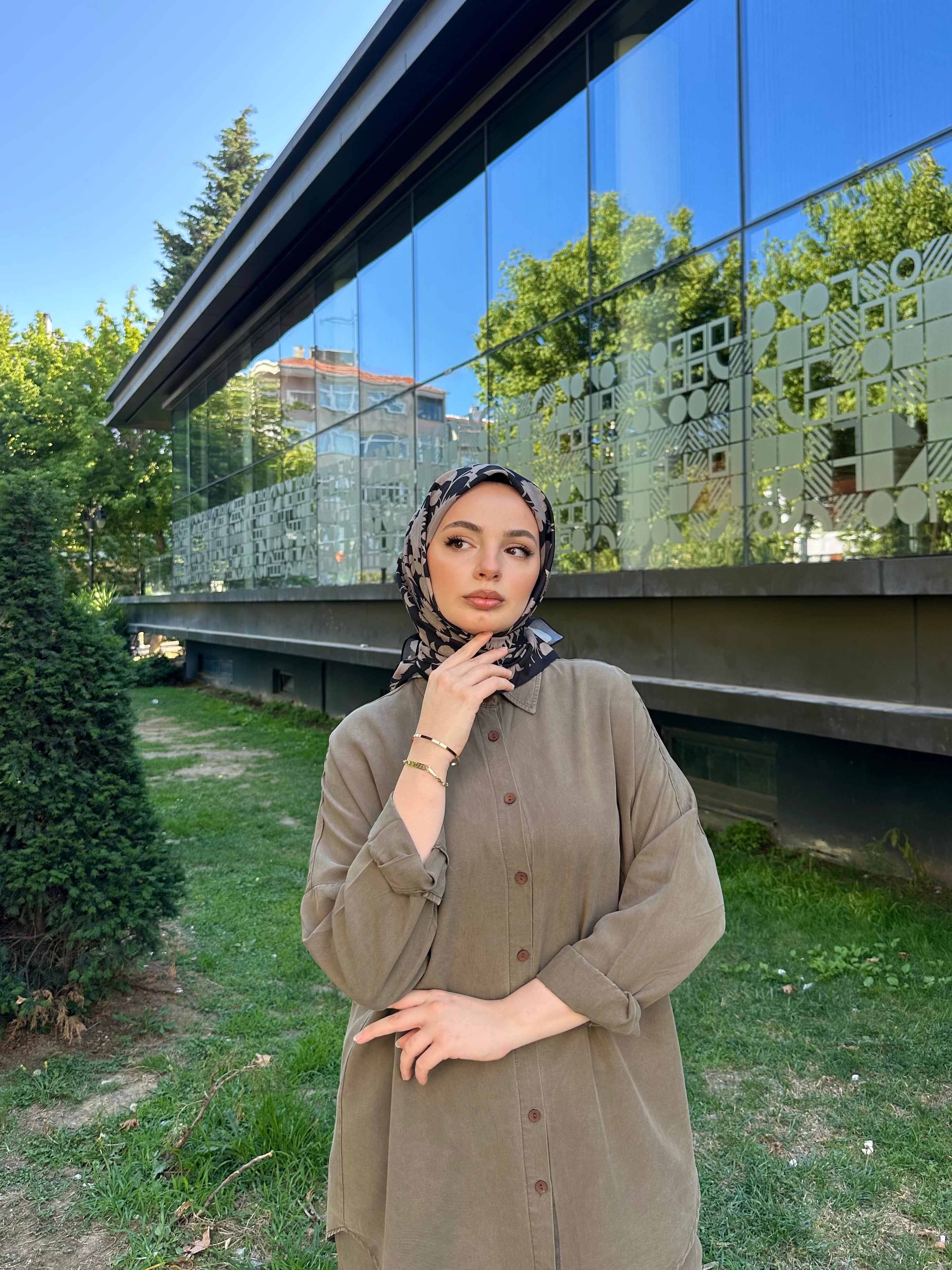 Liza Eşarp Siyah-Vizon