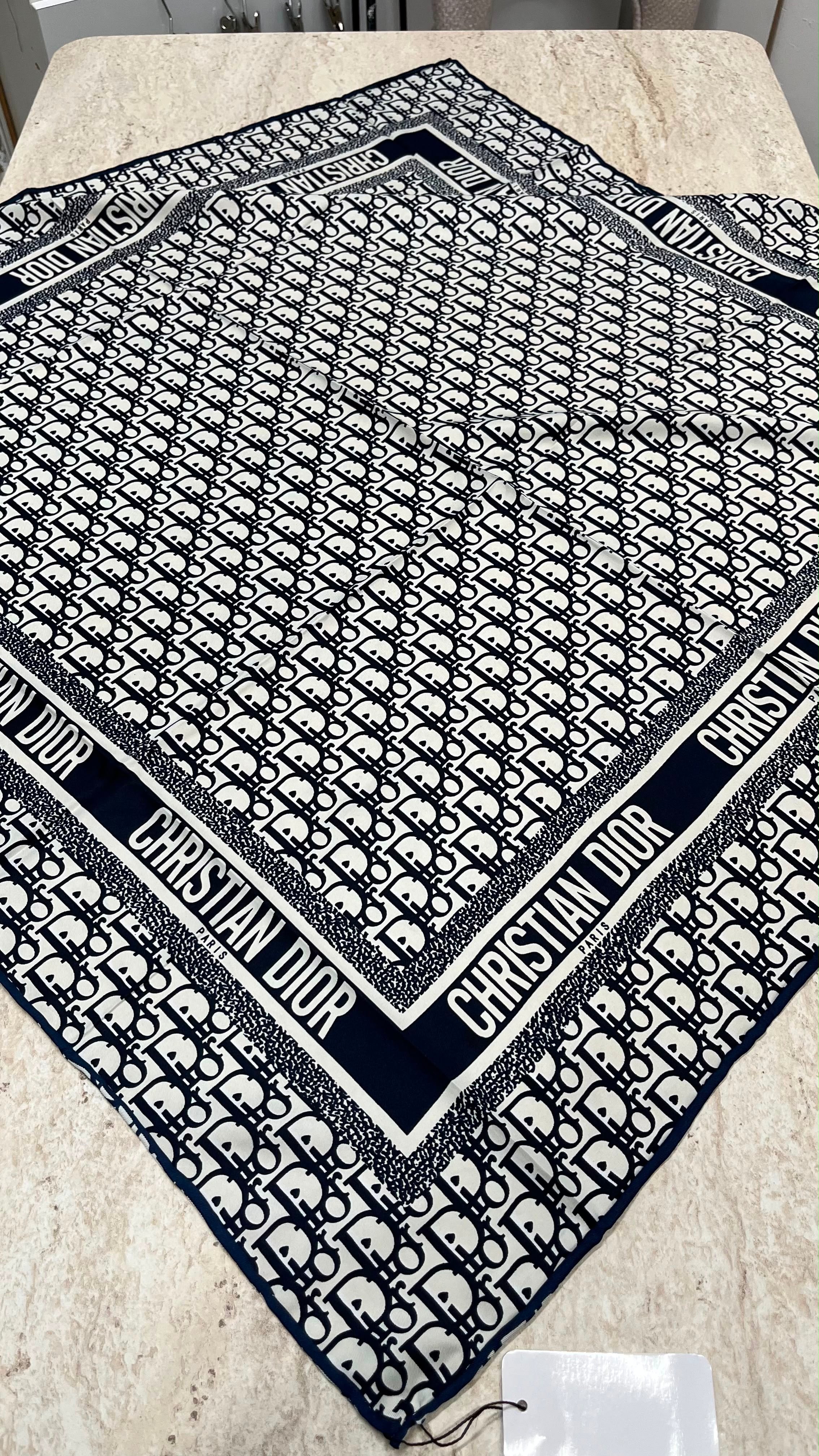 İthal  Twill Eşarp Lacivert