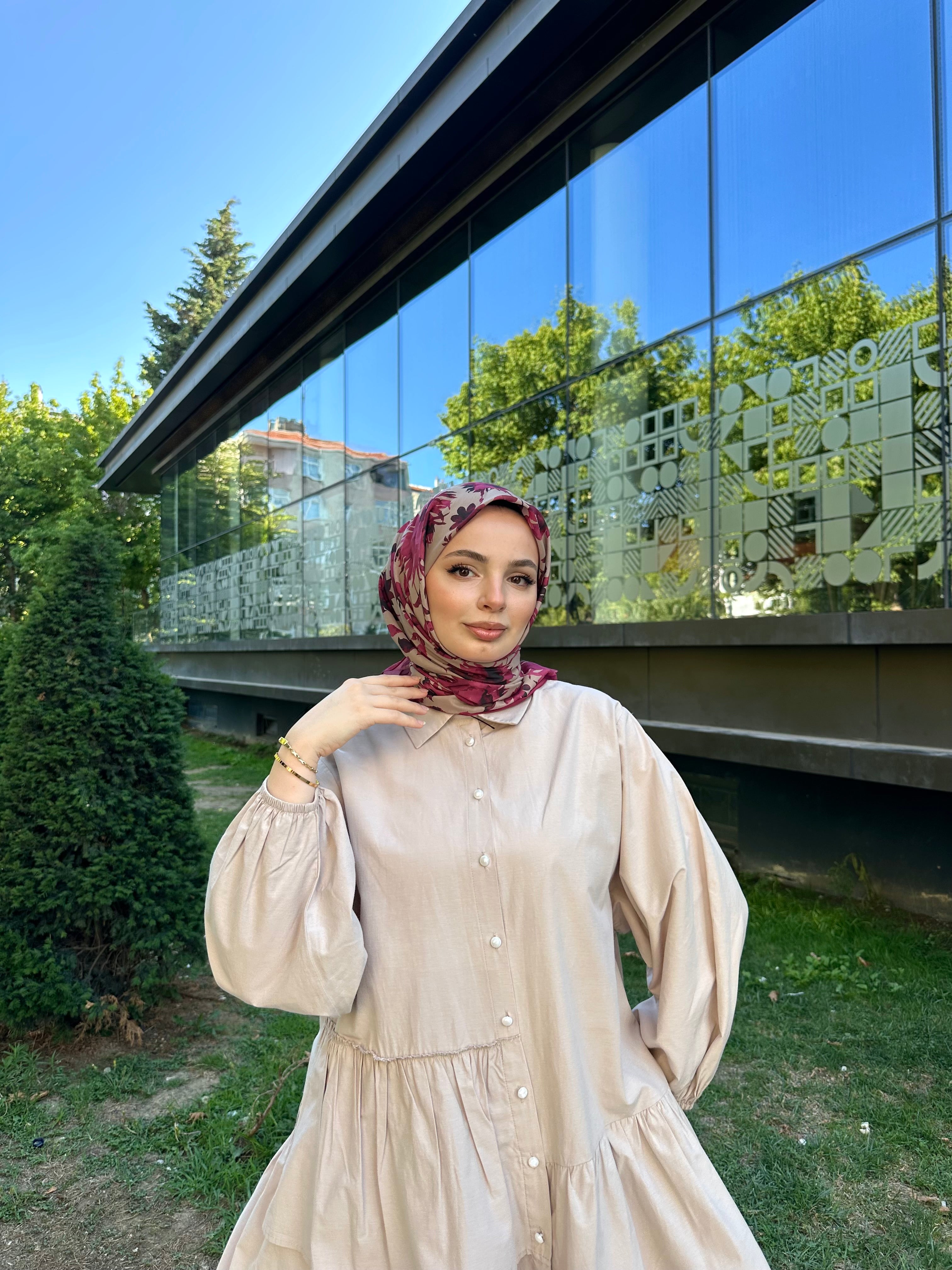 Liza Eşarp Vişne