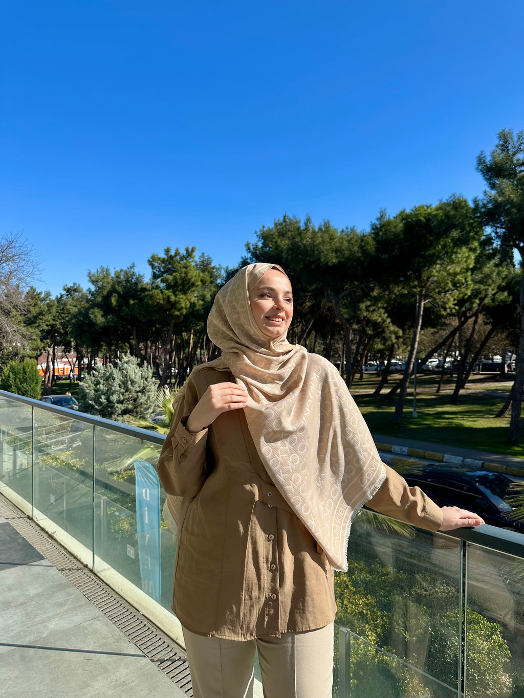 Sıla Yıldırım Seçimi Şal Bej