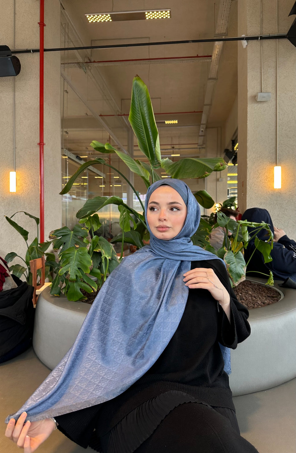 Jakar Monogram Logo Desen İndigo Şal