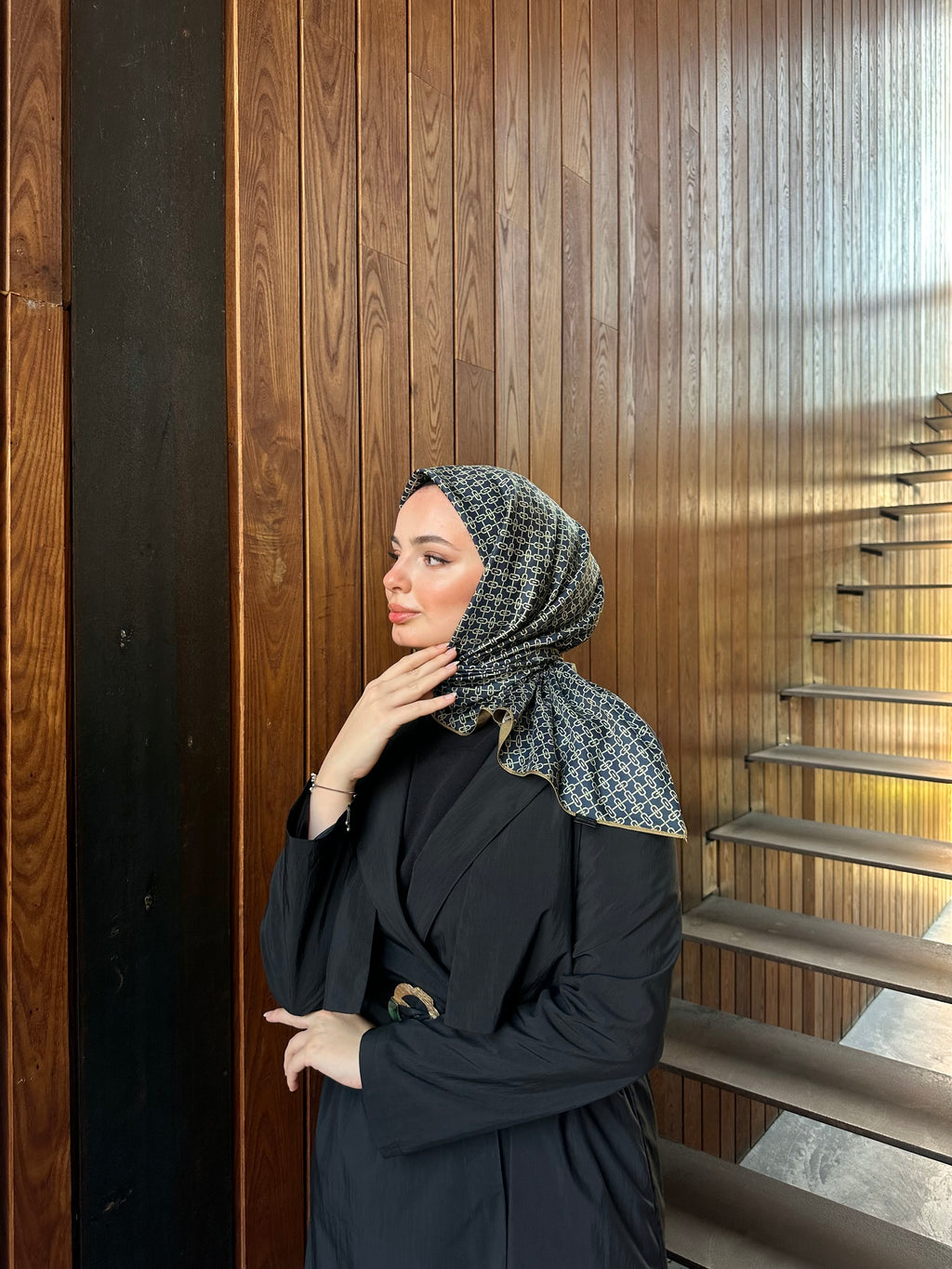 İthal Çift Taraflı Twill Eşarp Ceviz-Laci