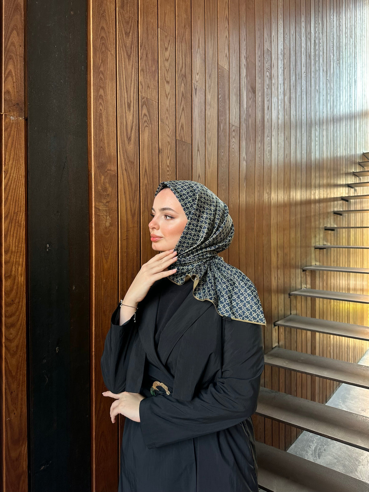 İthal Çift Taraflı Twill Eşarp Ceviz-Laci