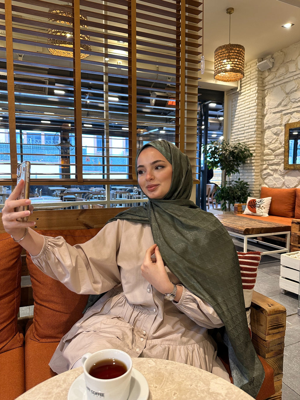 Jakar Monogram Logo Desen Ceviz