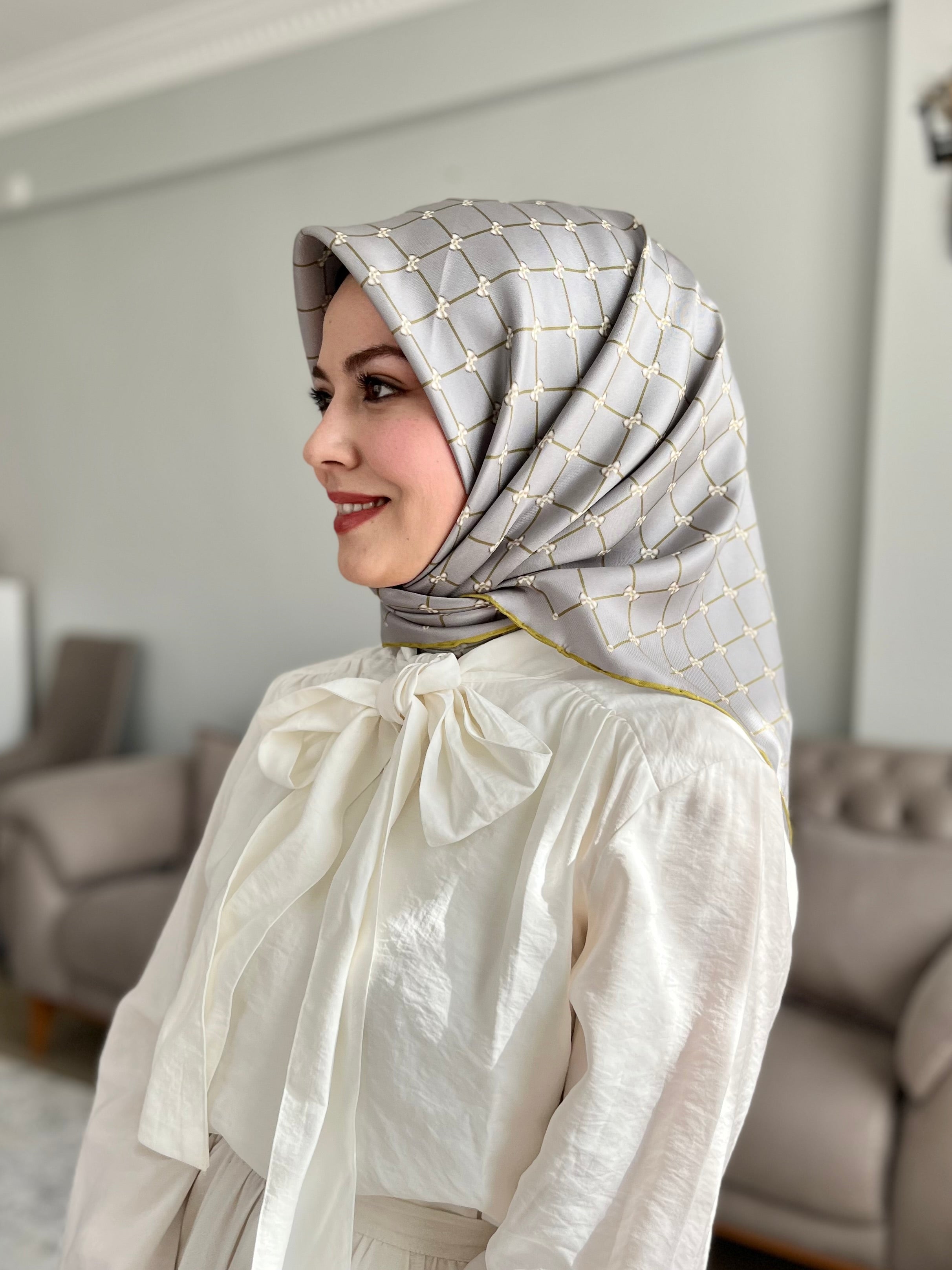 Belli Nostalji Twill İpek Eşarp Orta Gri