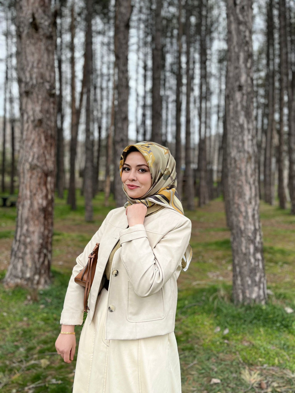 Seyydayla Seçimi Nostalji Twill İpek Eşarp Yeşil