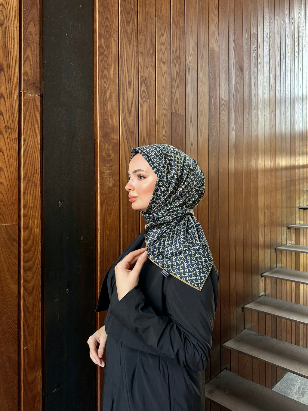 İthal Çift Taraflı Twill Eşarp Ceviz-Laci
