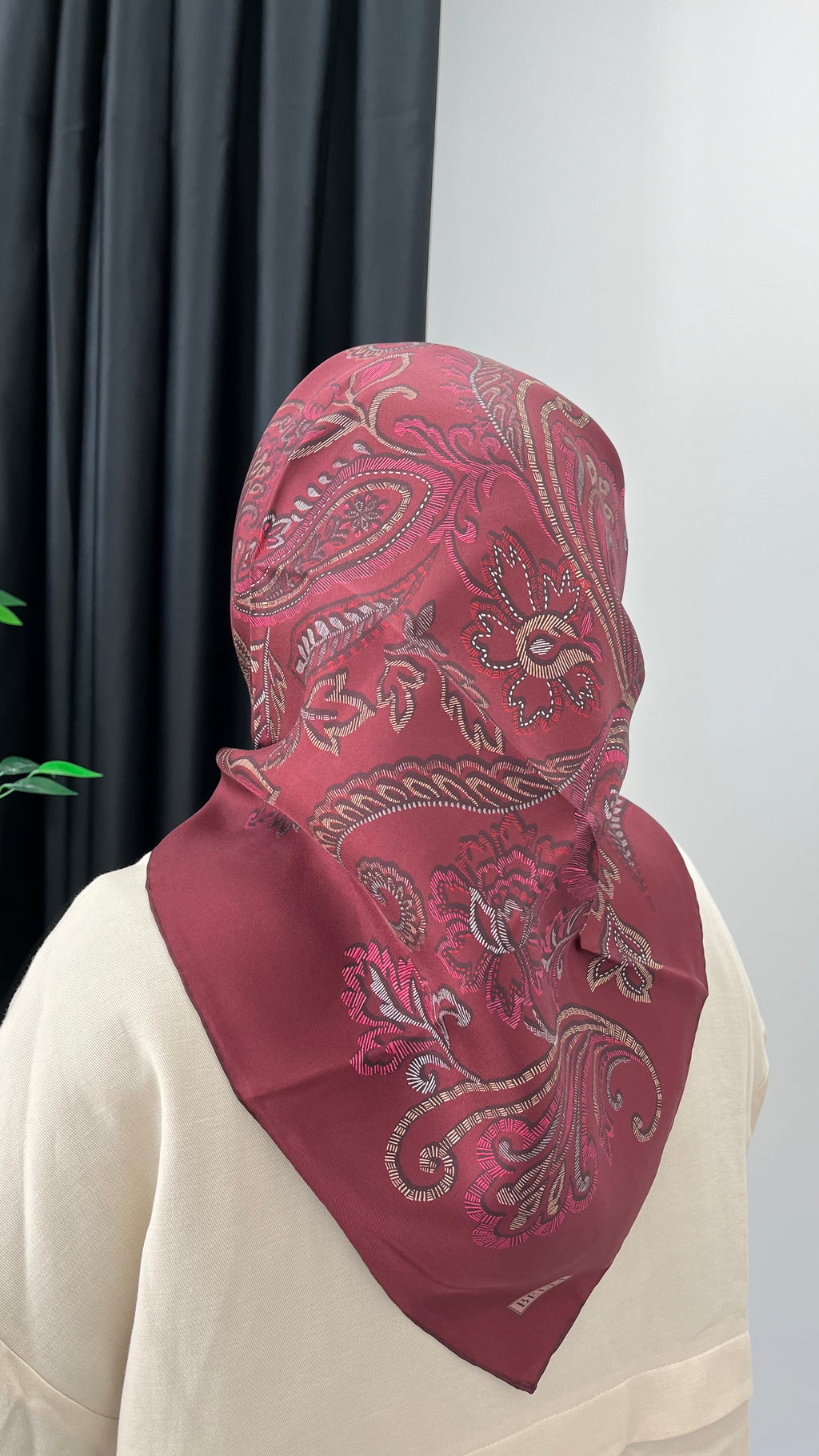 BELLI '25 Kış Sezonu Twill İpek Eşarp