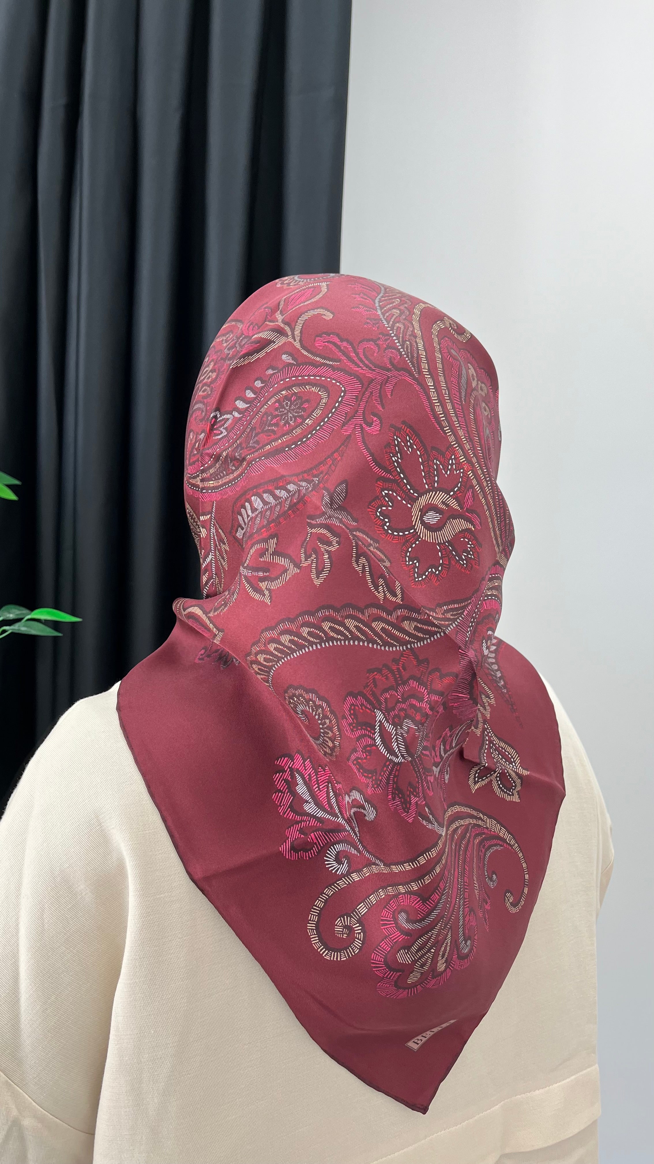 BELLI '25 Kış Sezonu Twill İpek Eşarp