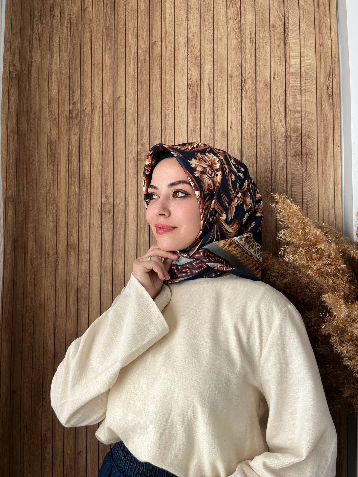 İthal Çift Taraflı Twill Eşarp Barok