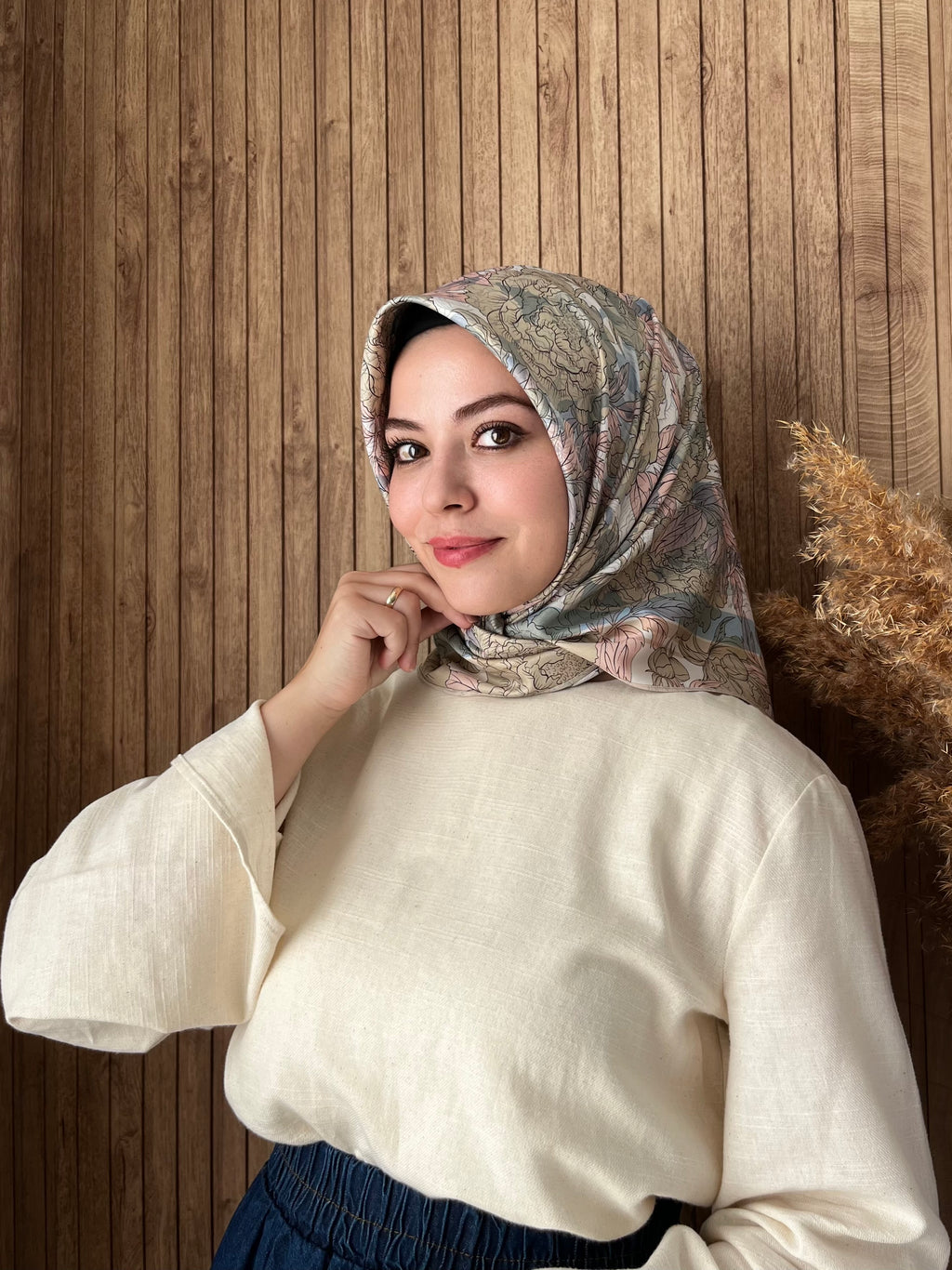 İthal Çift Taraflı Twill Eşarp Çiçek