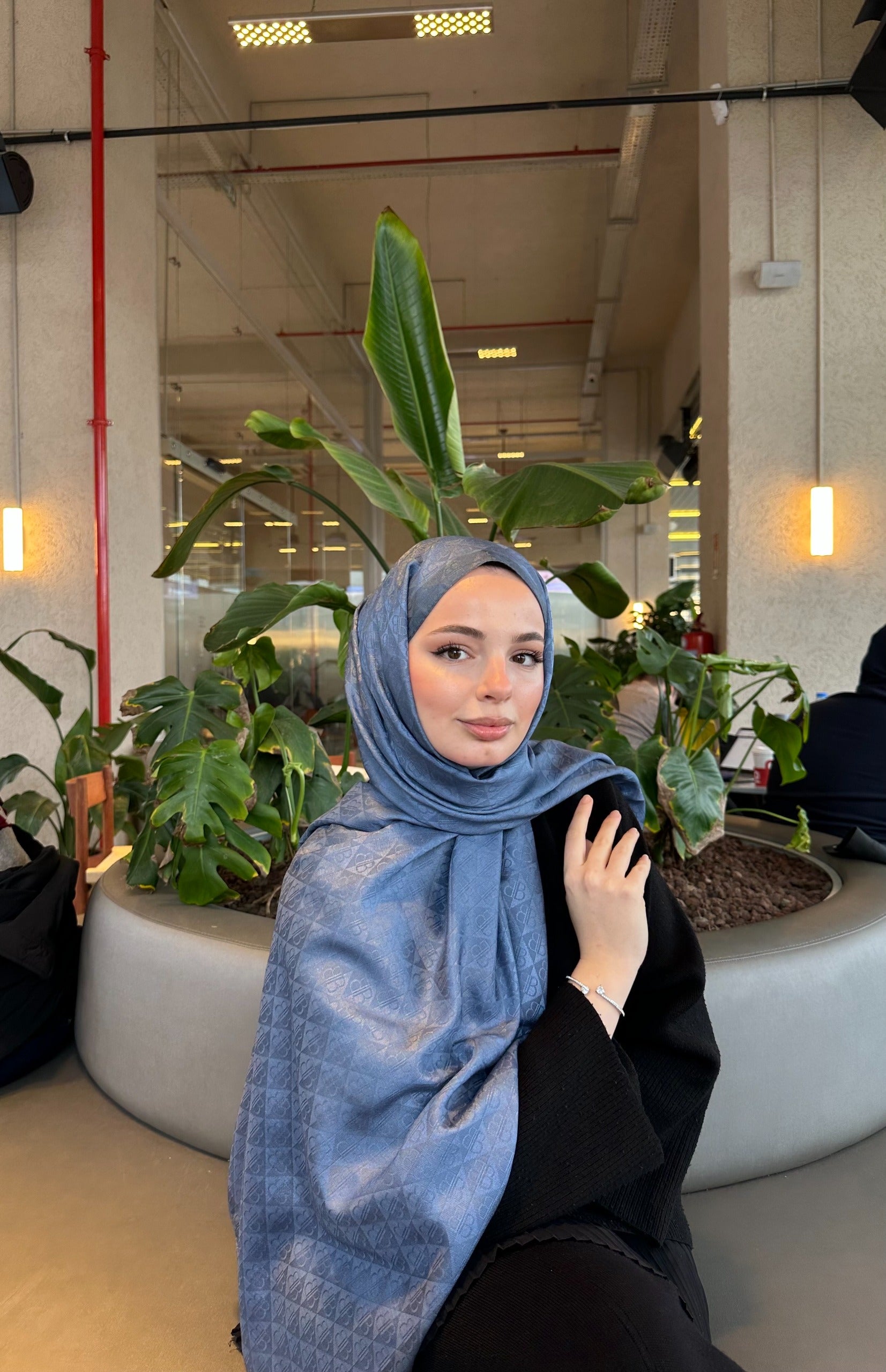 Jakar Monogram Logo Desen İndigo Şal