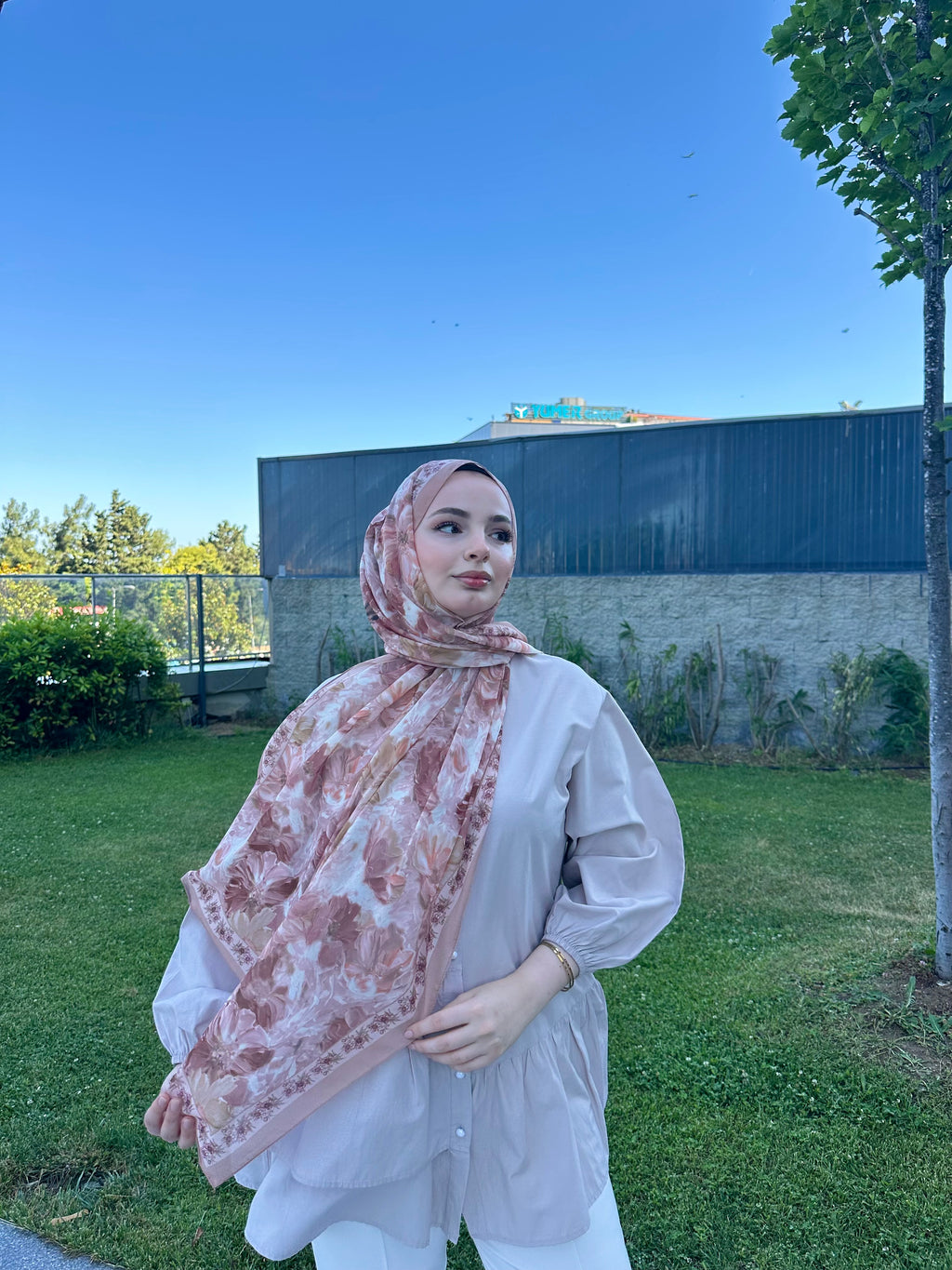 Floransa Krep Şifon Şal Sütlü Kahve