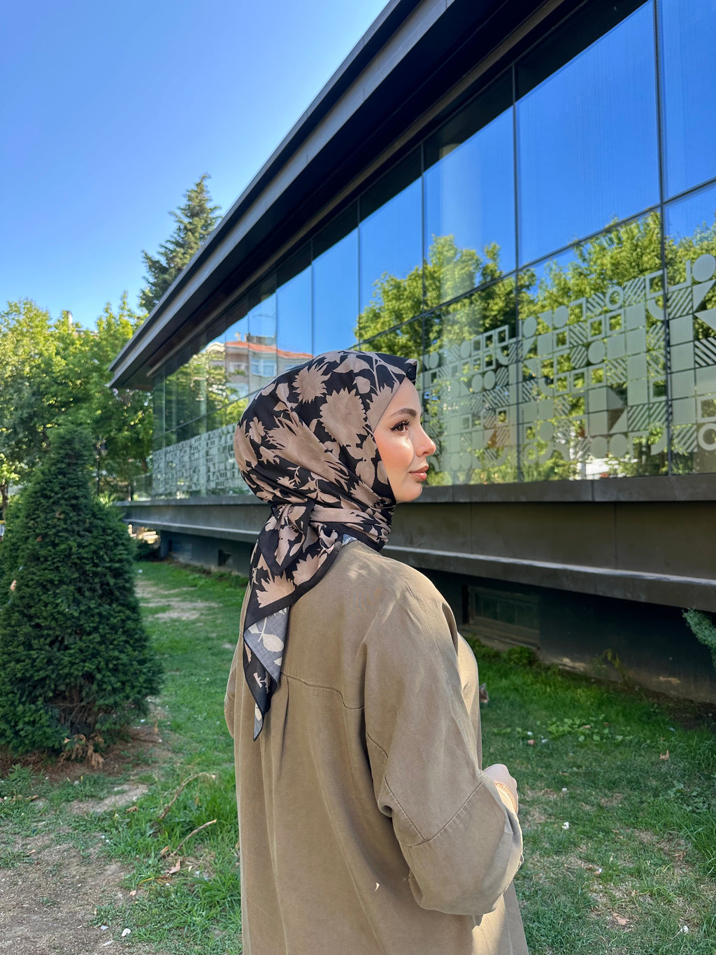 Liza Eşarp Siyah-Vizon