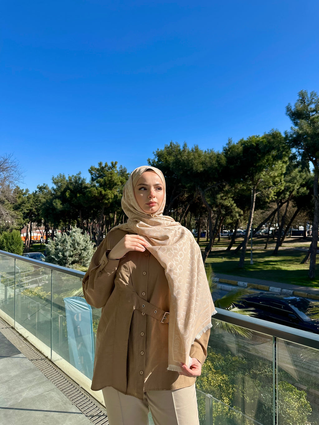 Sıla Yıldırım Seçimi Şal Bej