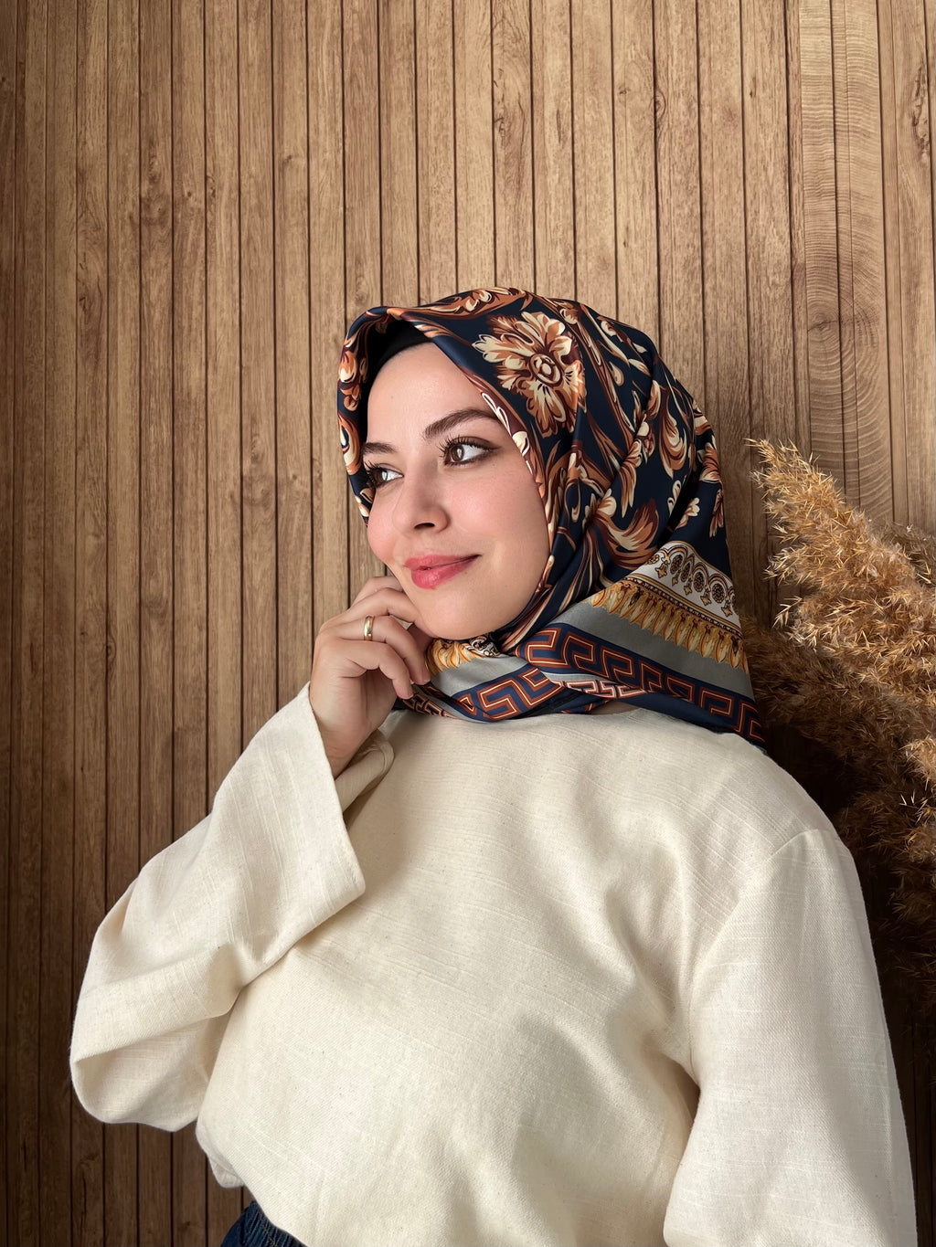 İthal Çift Taraflı Twill Eşarp Barok