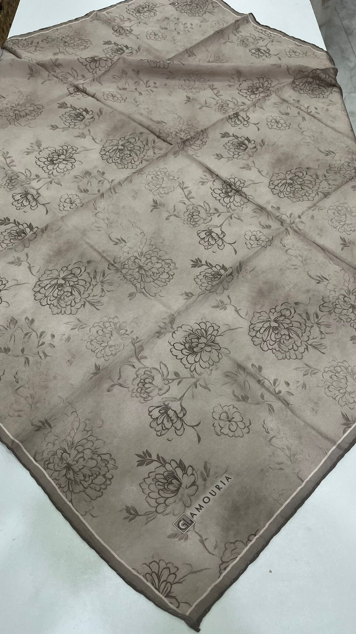 Desenli Modal Eşarp Deve Tüyü