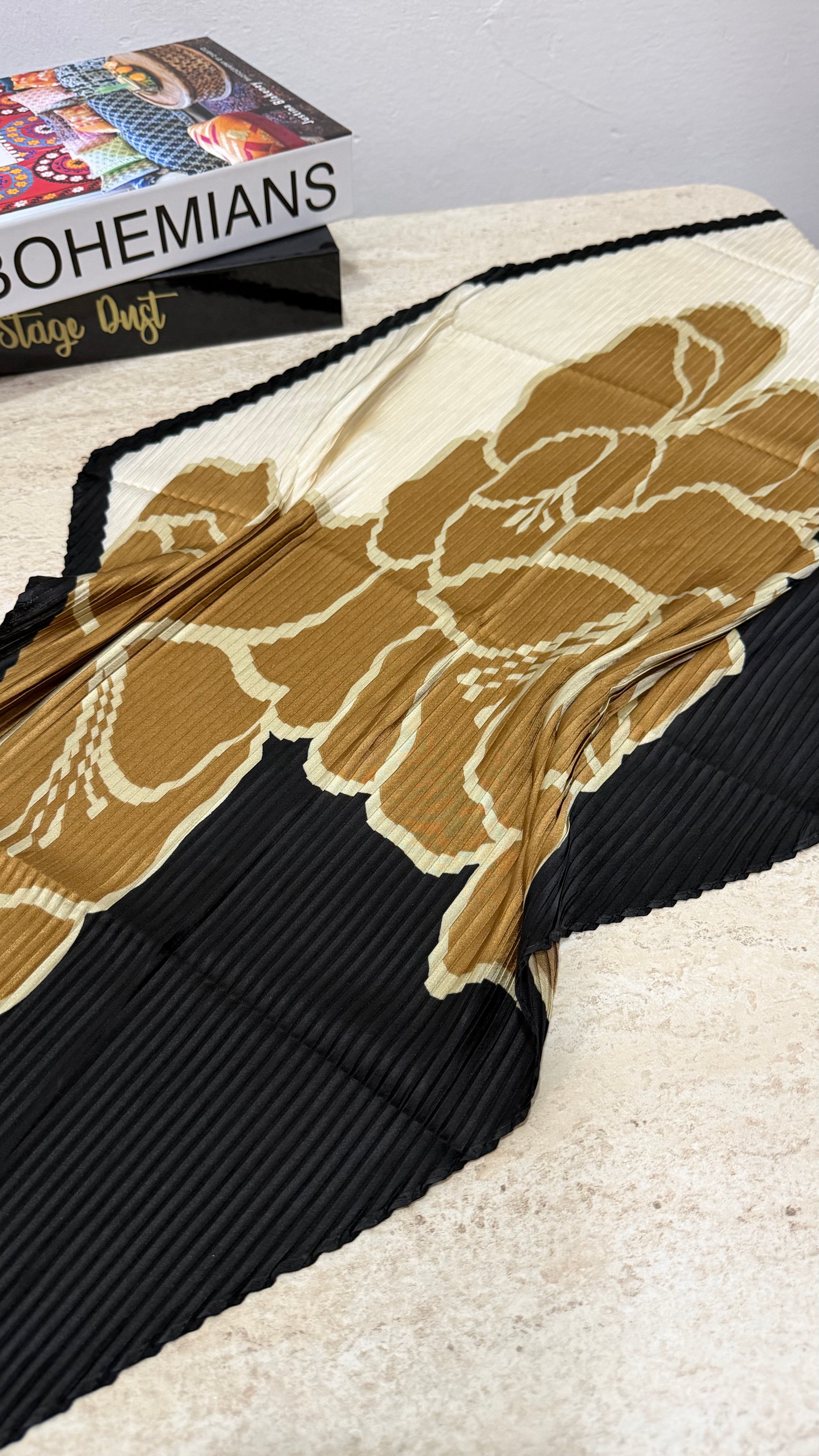 Petunya Desen Fular Gold