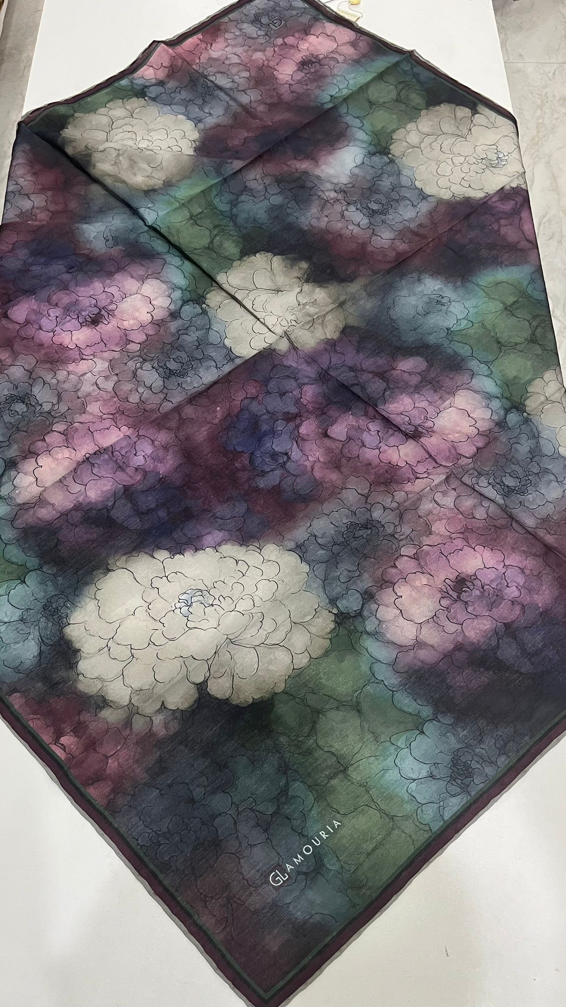 Desenli Modal Eşarp Yaprak