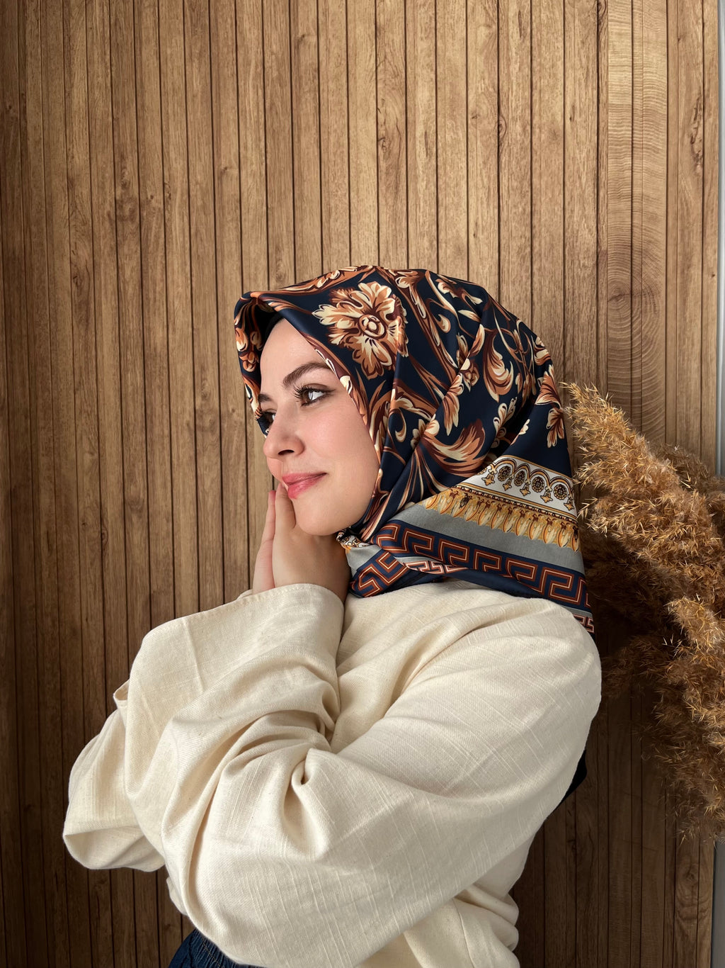İthal Çift Taraflı Twill Eşarp Barok