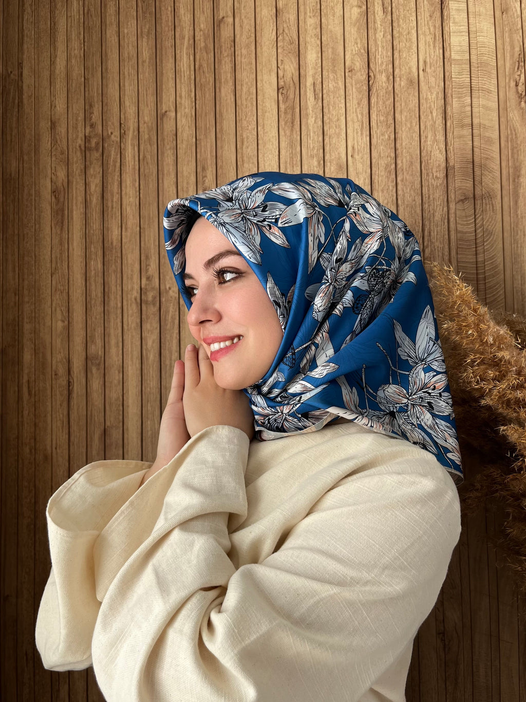 İthal Çift Taraflı Twill Eşarp Kasımpatı