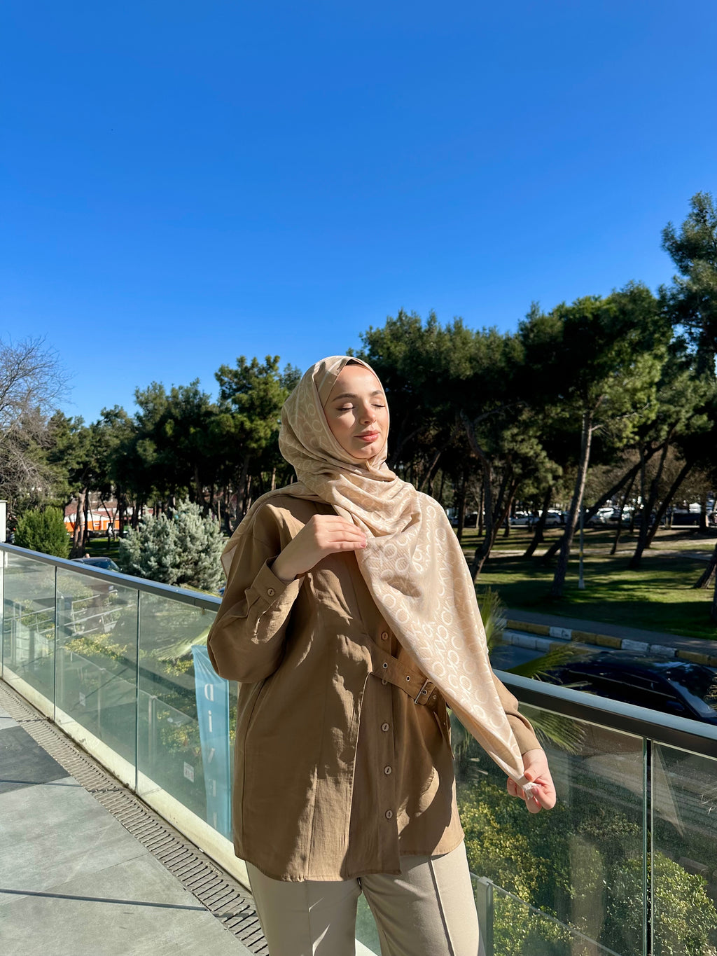 Sıla Yıldırım Seçimi Şal Bej