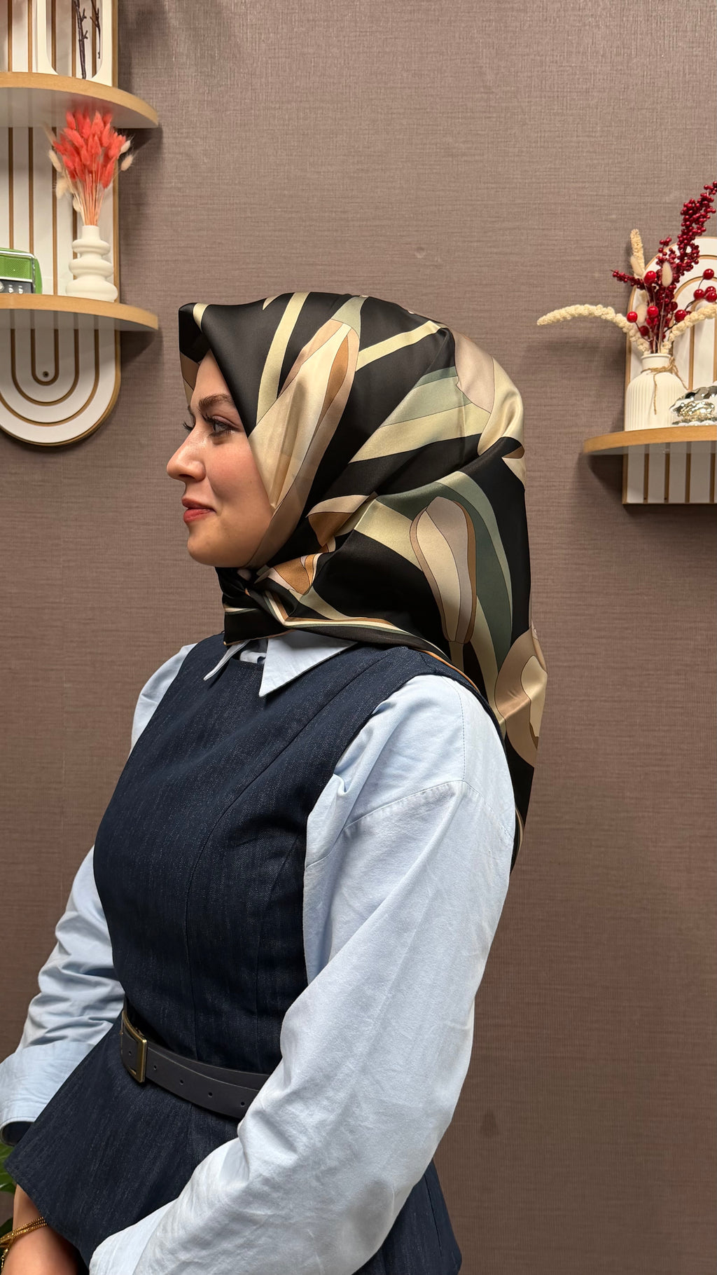 Armine Nostalji Twill İpek Eşarp Siyah Lale