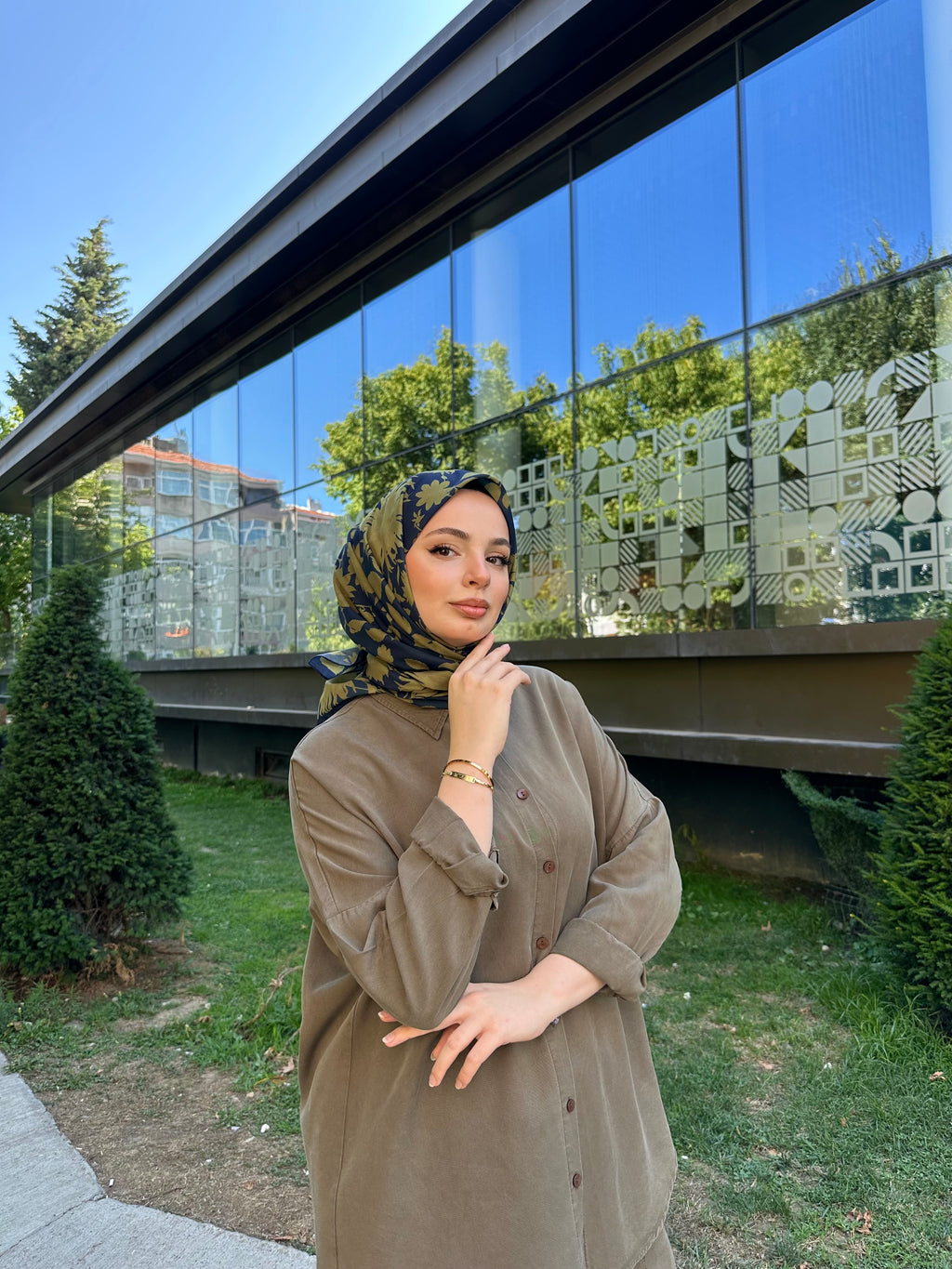 Liza Eşarp Laci-Yağ Yeşili