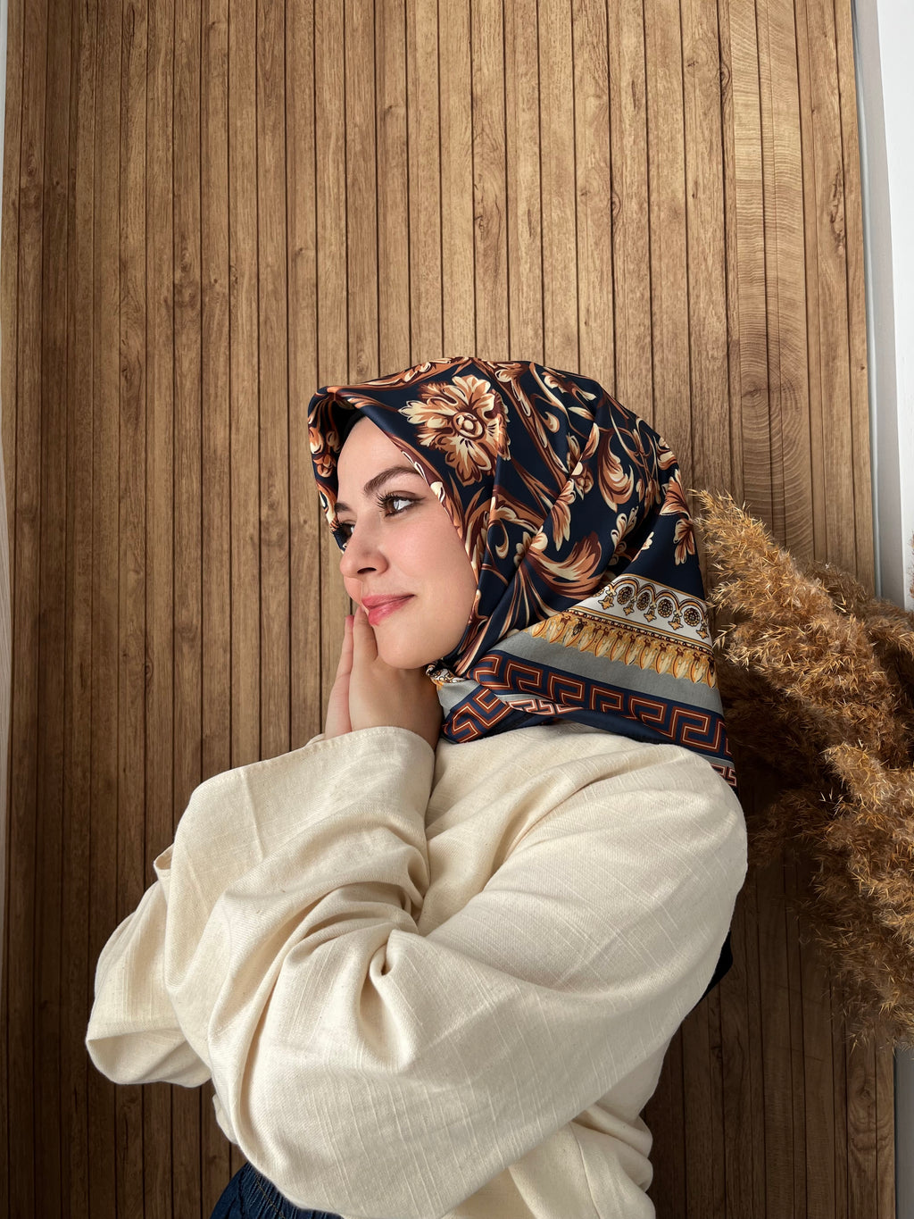 İthal Çift Taraflı Twill Eşarp Barok