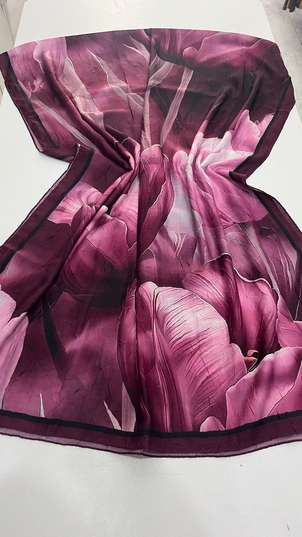 Lale Desenli Kraş Şal