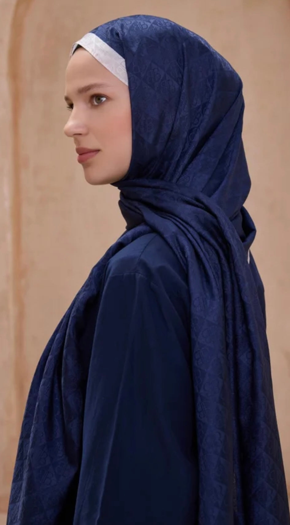 Jakar Monogram Logo Desen Lacivert Şal