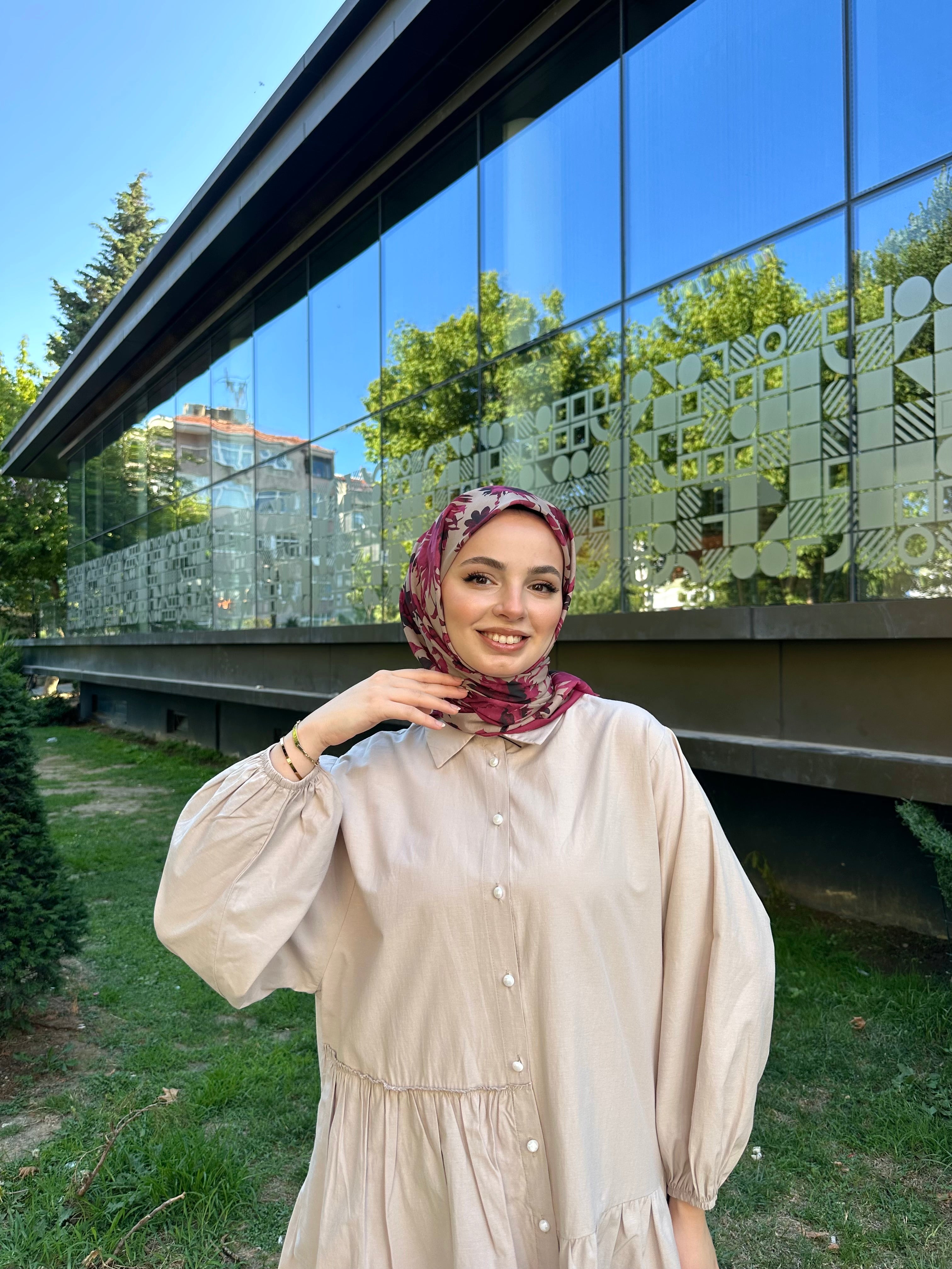Liza Eşarp Vişne