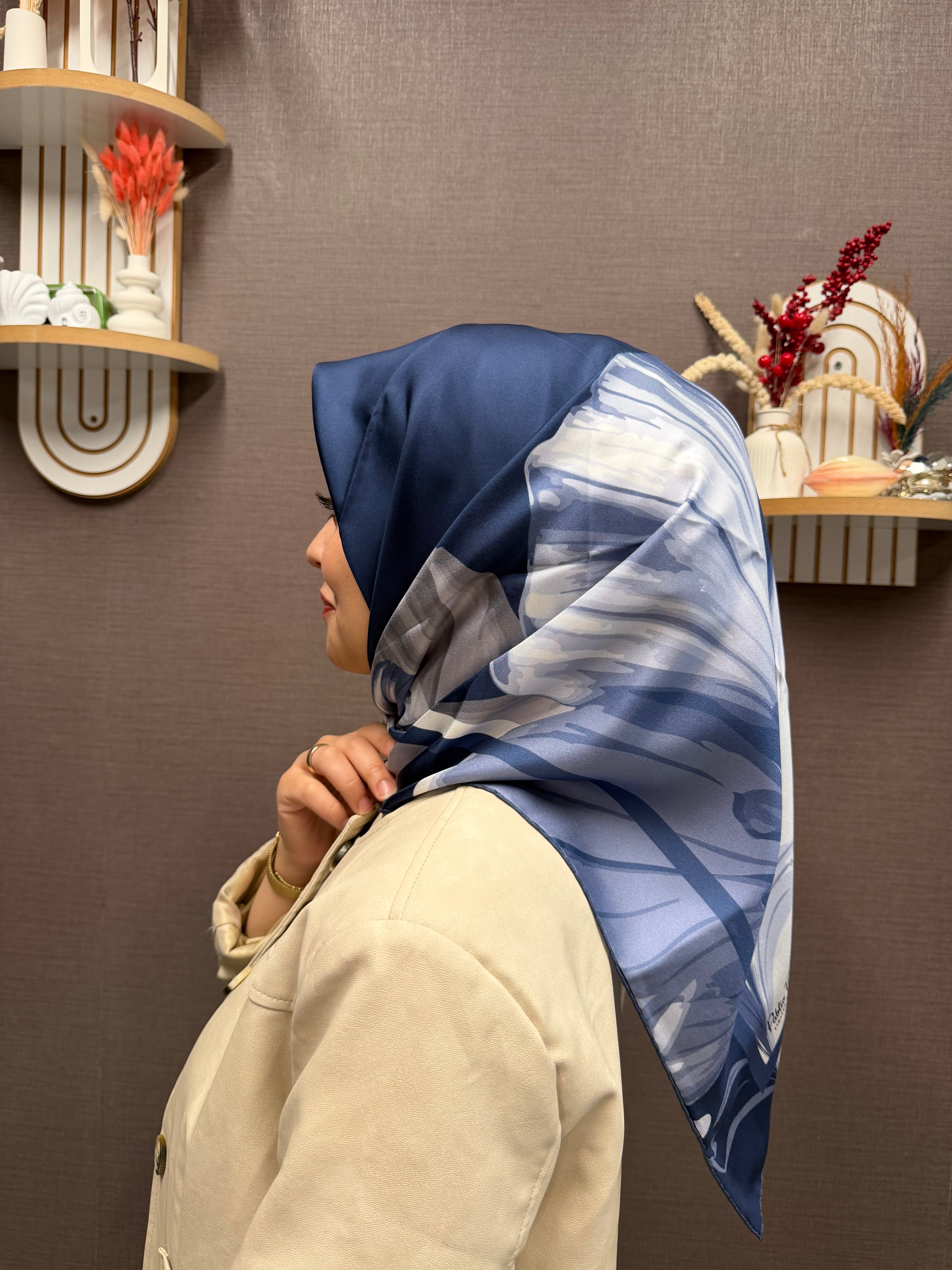 Pablio Ferre'27 Kış Twill İpek Yaprak Desen Lacivert