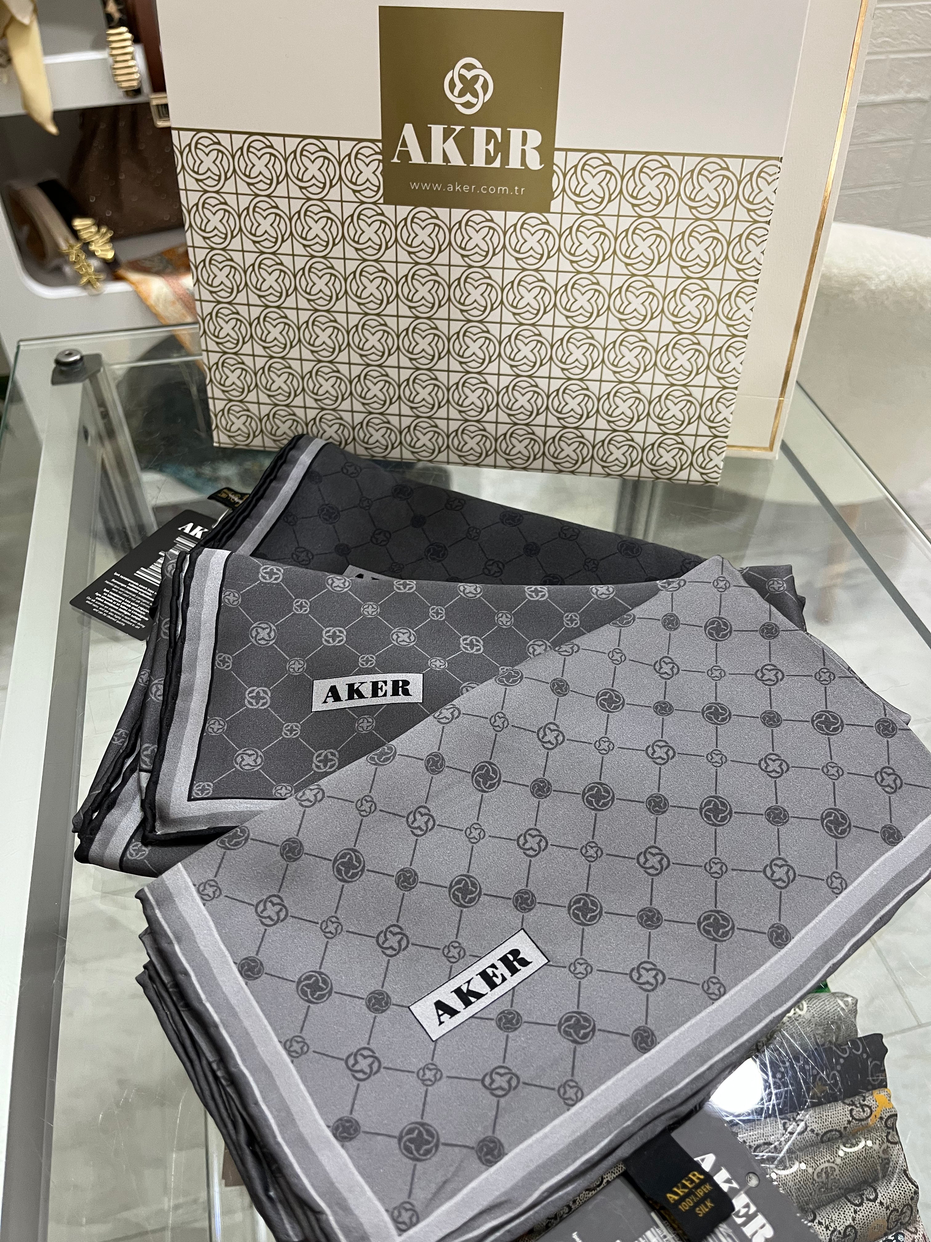 Aker Sura İpek Eşarp Monogram Füme
