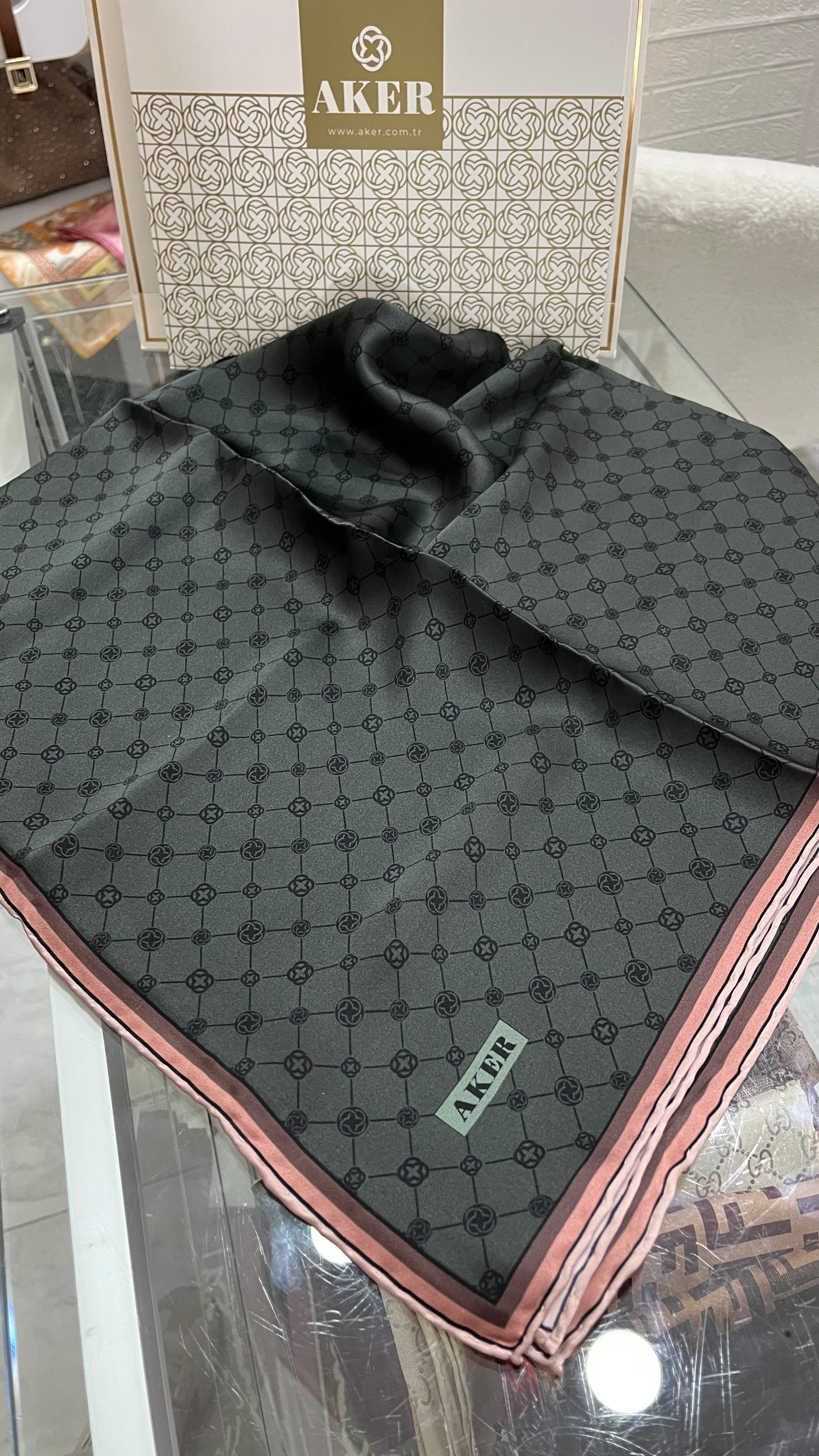 Aker Sura İpek Eşarp Monogram Haki