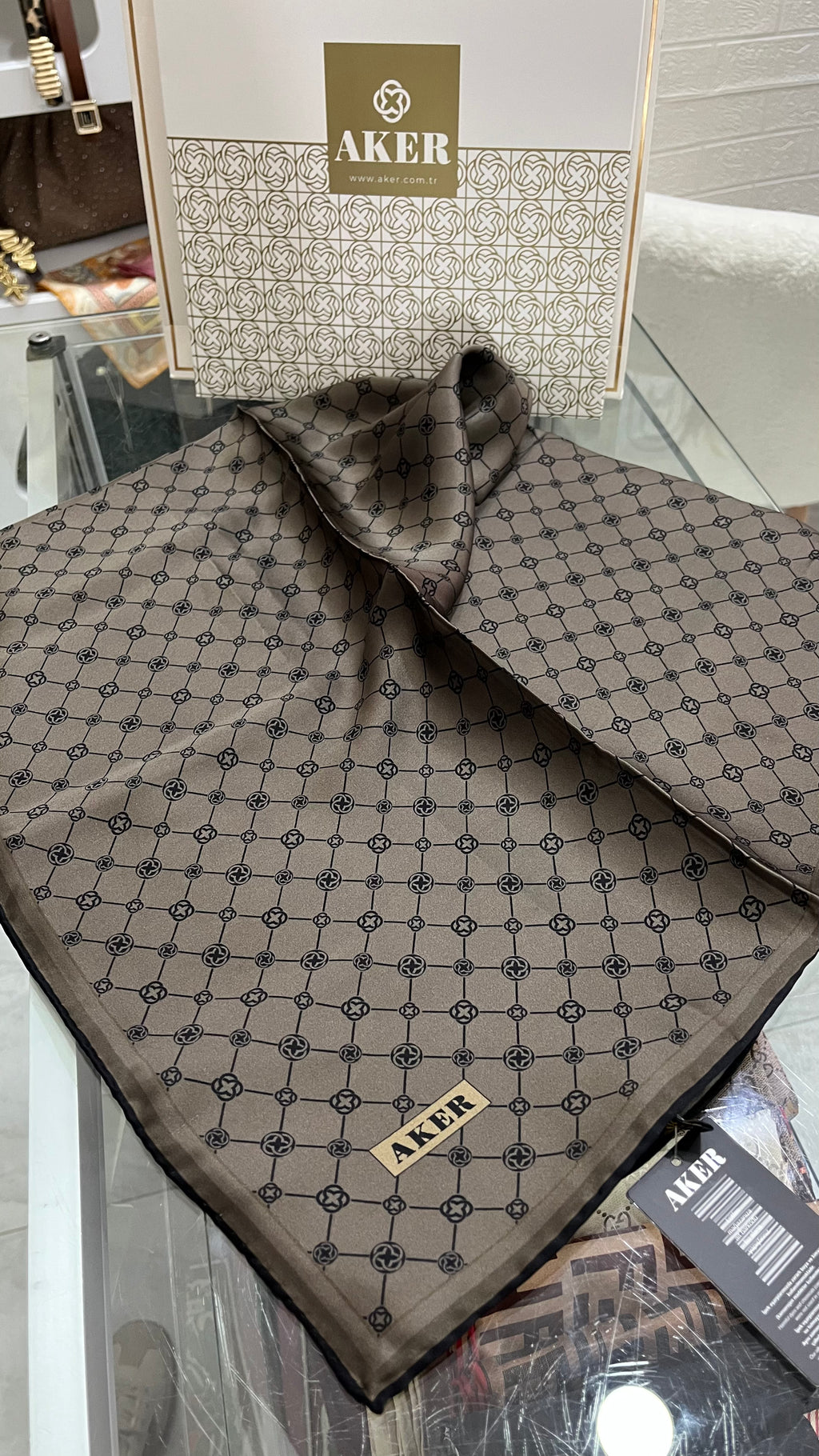 Aker Sura İpek Eşarp Monogram Ceviz