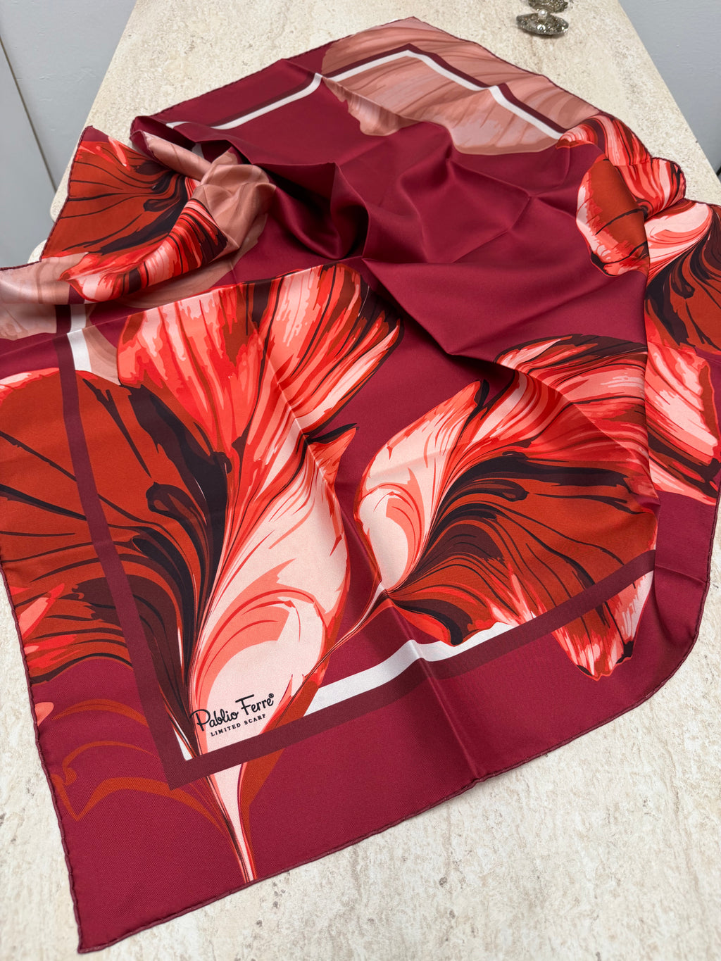 Pablio Ferre'27 Kış Twill İpek Yaprak Desen Vişne