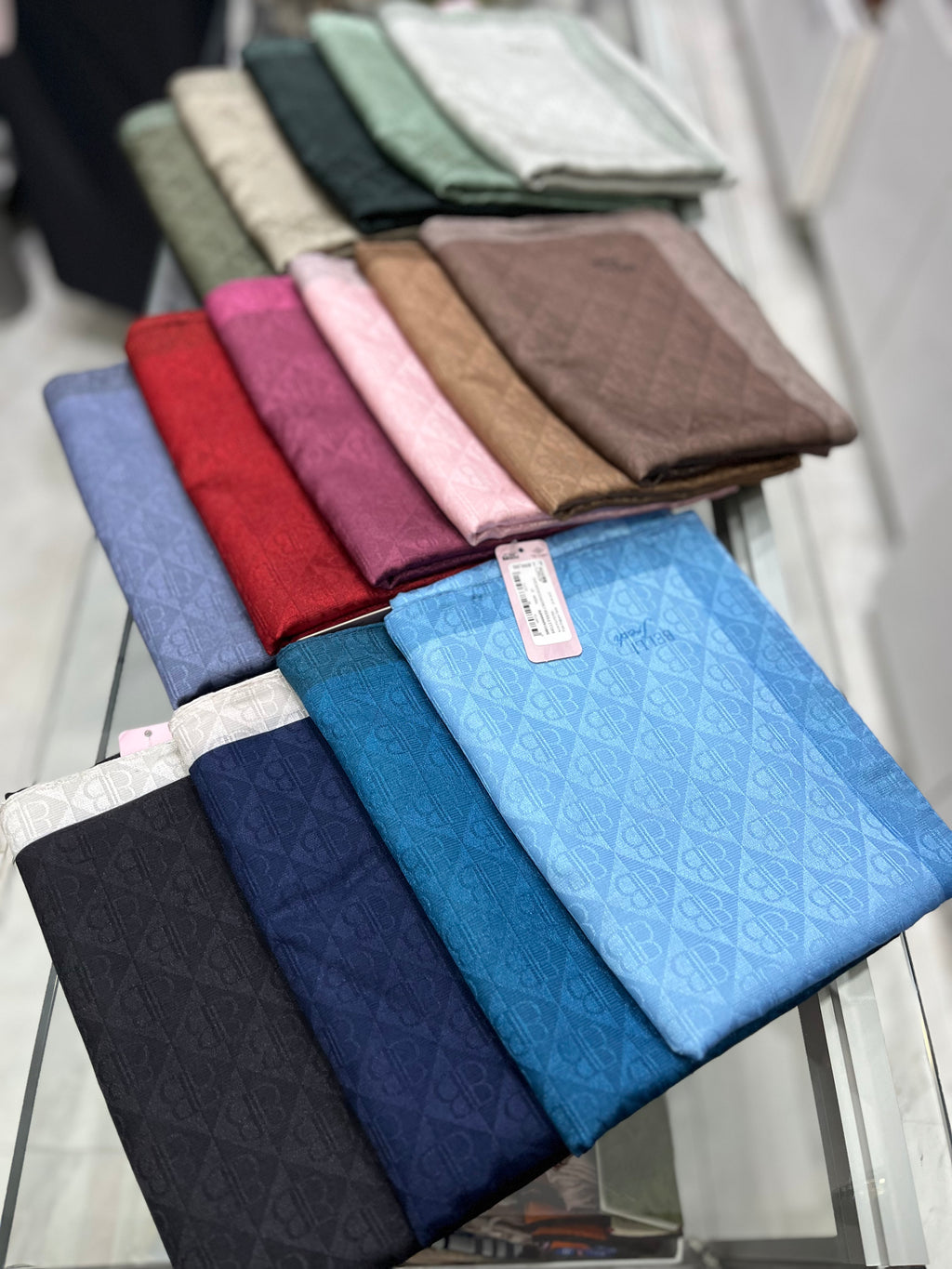 Jakar Monogram Logo Desen Ceviz