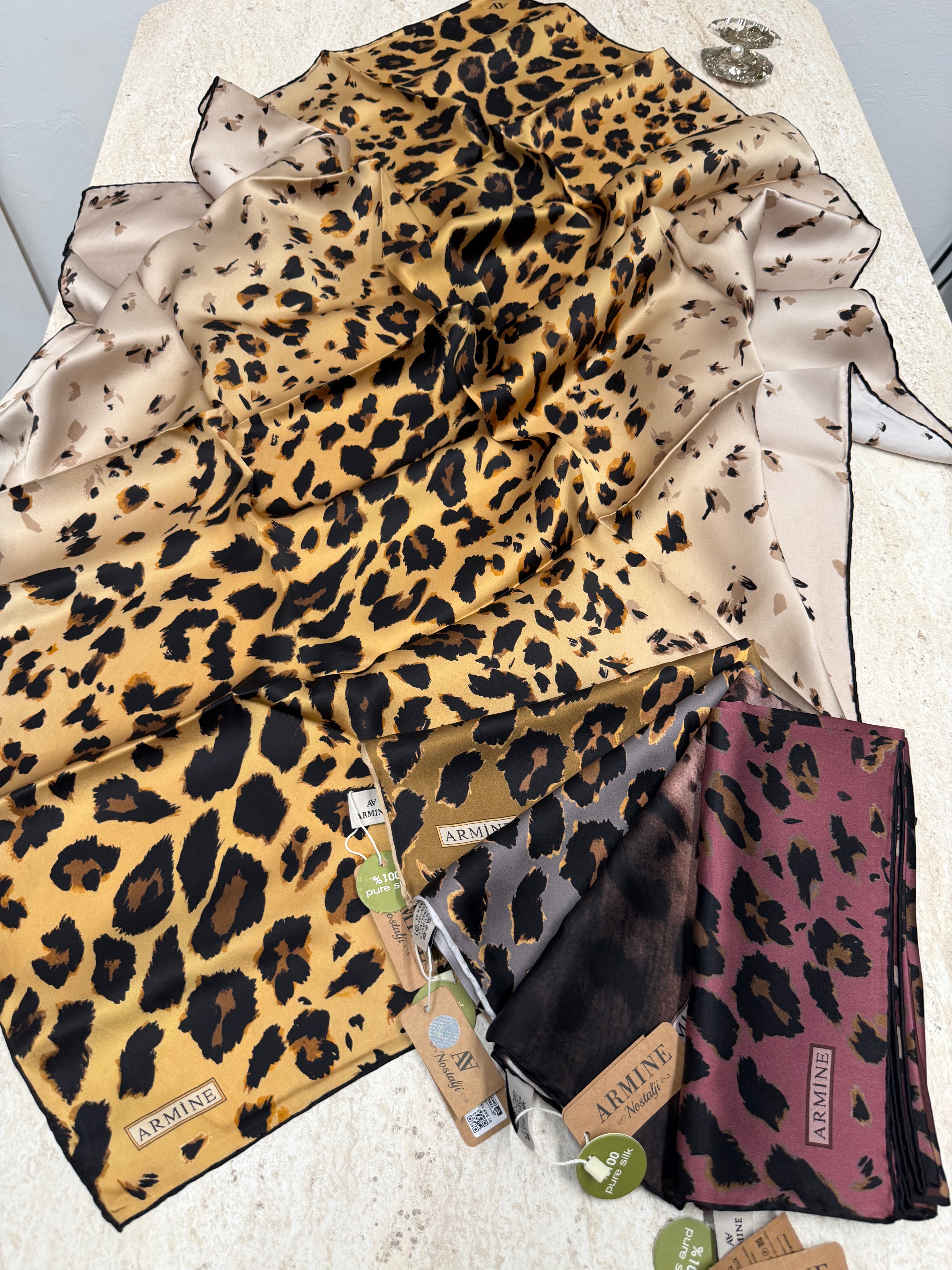 Armine Nostalji Sura İpek Leopar Gold
