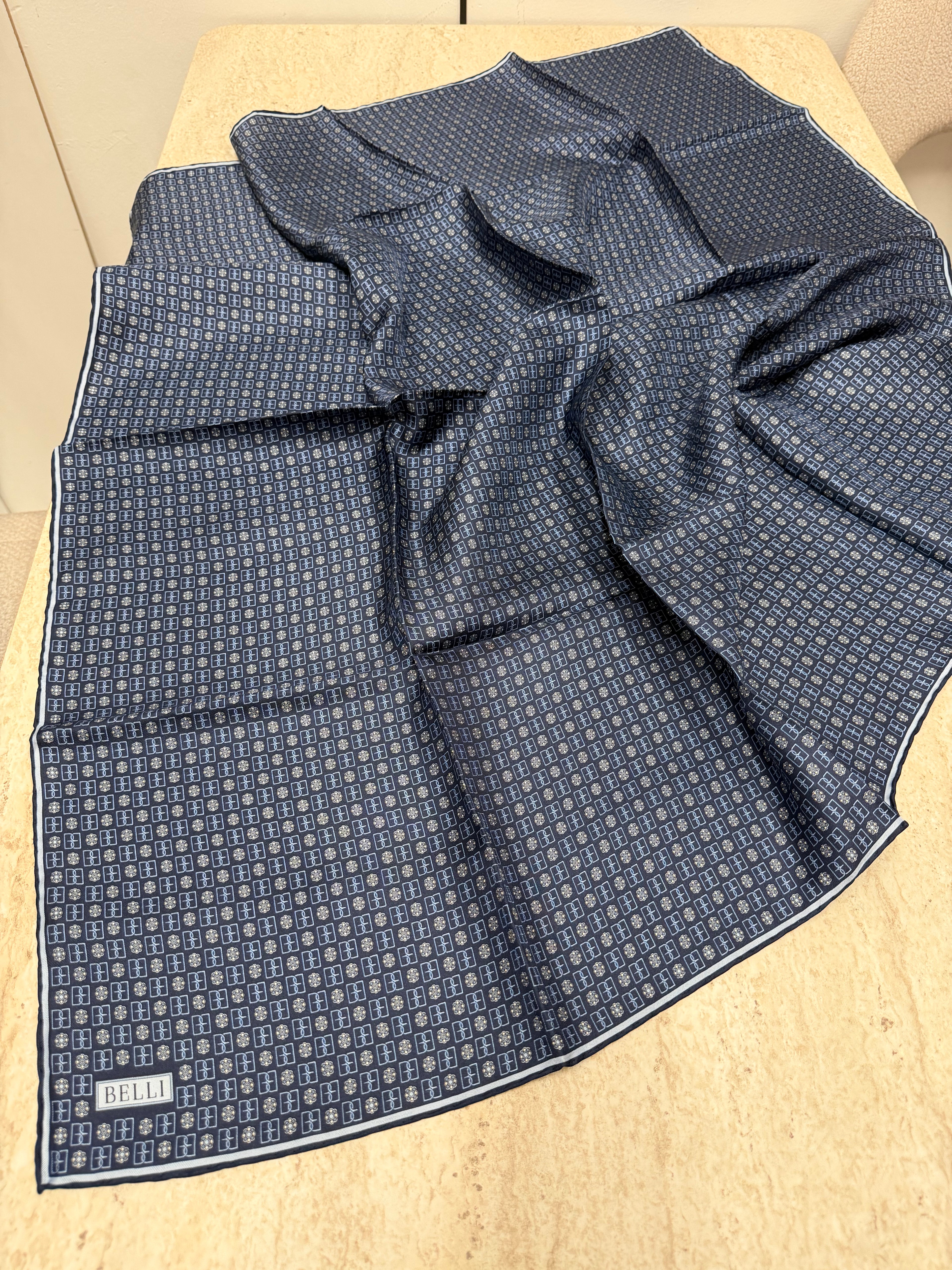 Belli'27 Kış Twill İpek Eşarp Lacivert