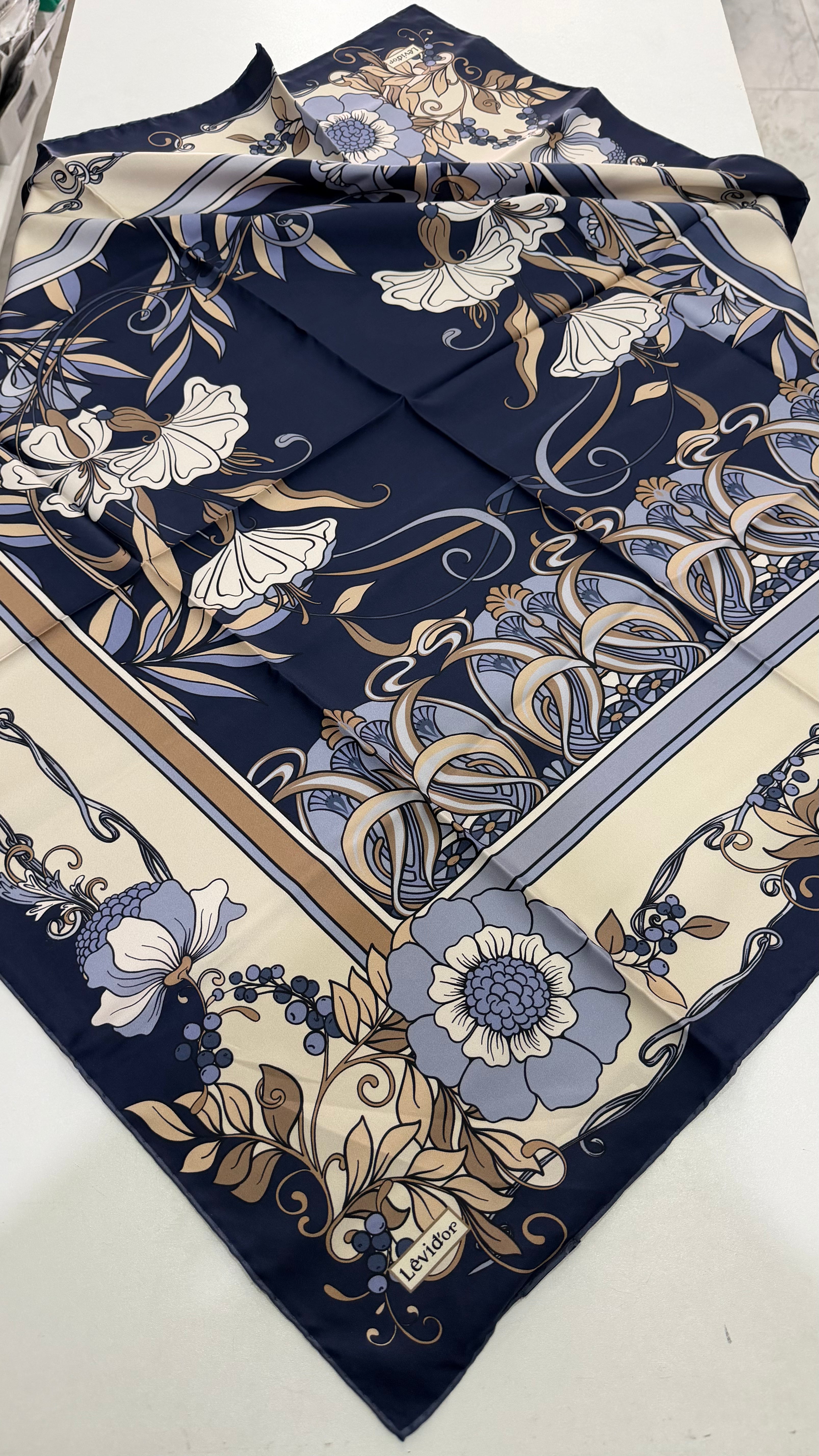 Levidor Twill İpek Eşarp Çiçek Lacivert