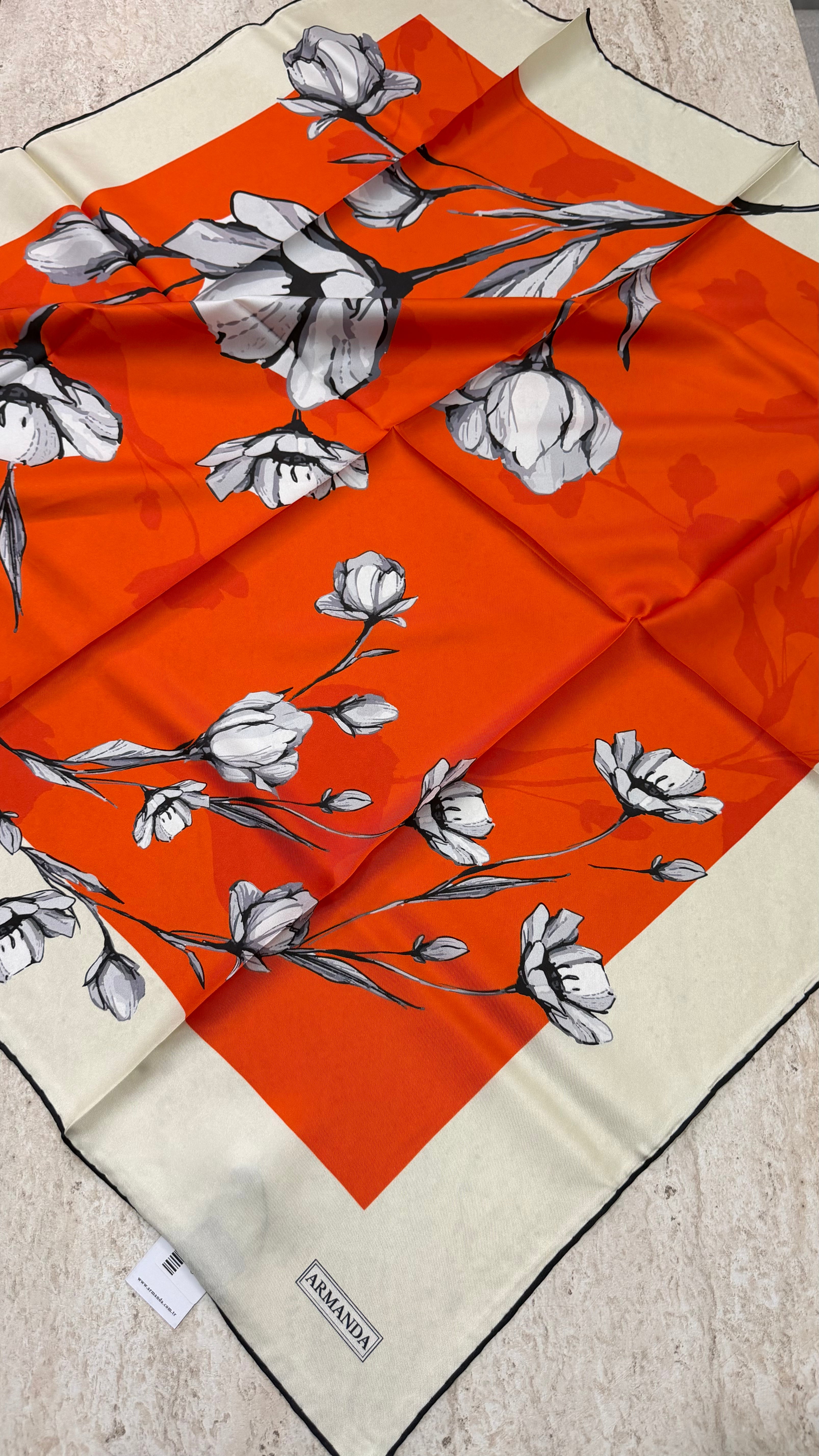 Armanda Twill İpek Eşarp Nar Çiçeği