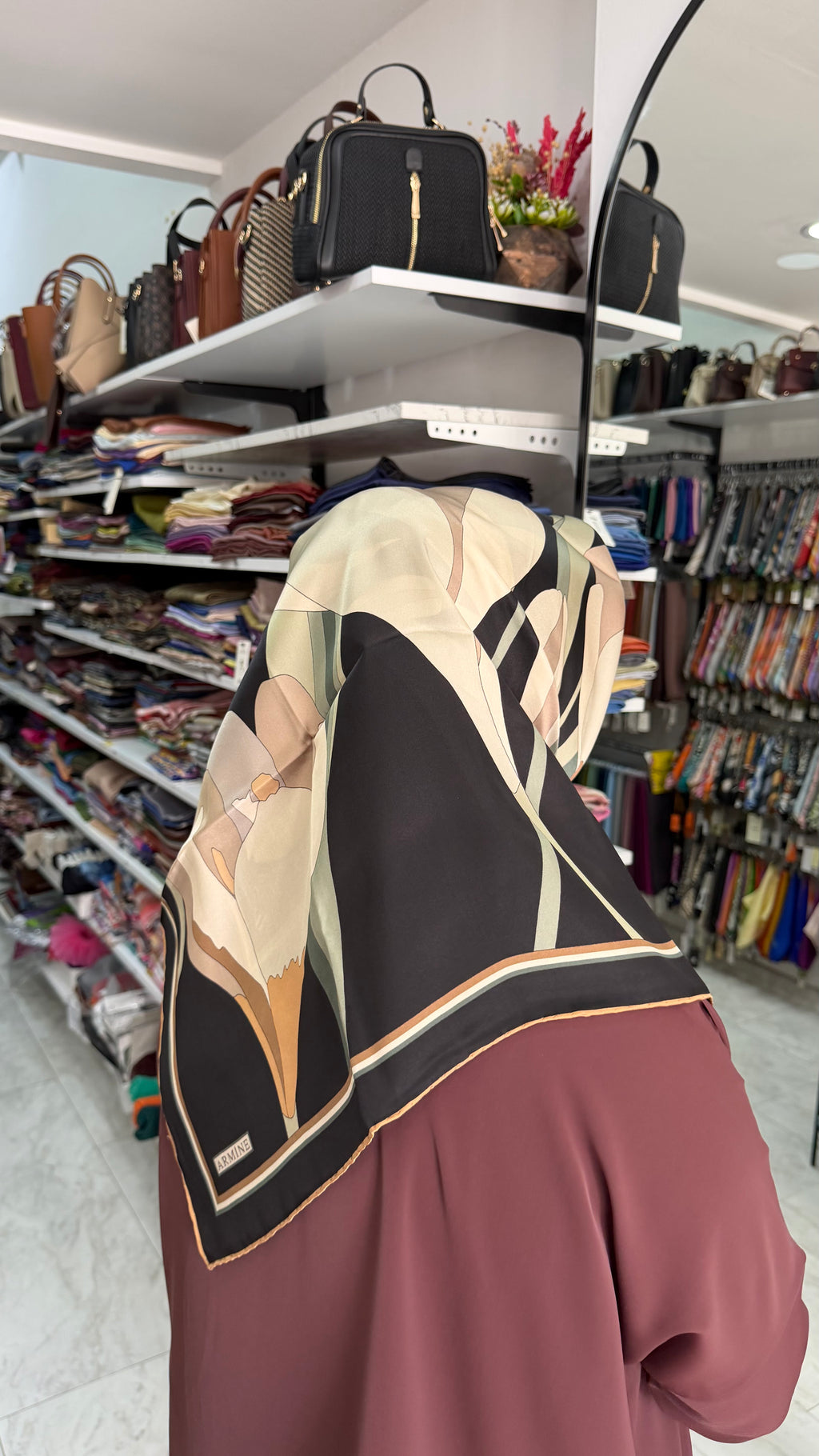 Armine Nostalji Twill İpek Eşarp Siyah Lale